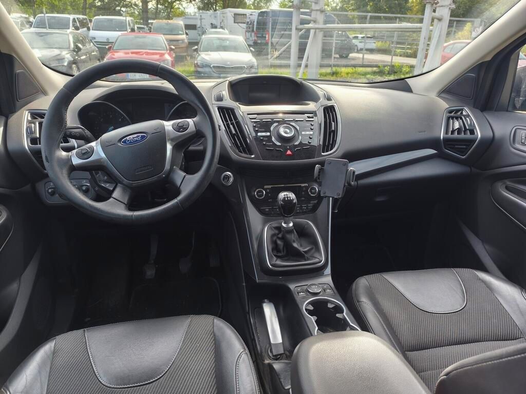 Ford Kuga, Titanium 2.0 TDCi 120 kW - fotka 4