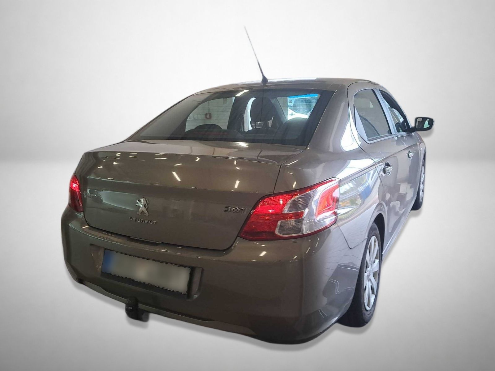 Peugeot 301, 1.6 VTi - fotka 2