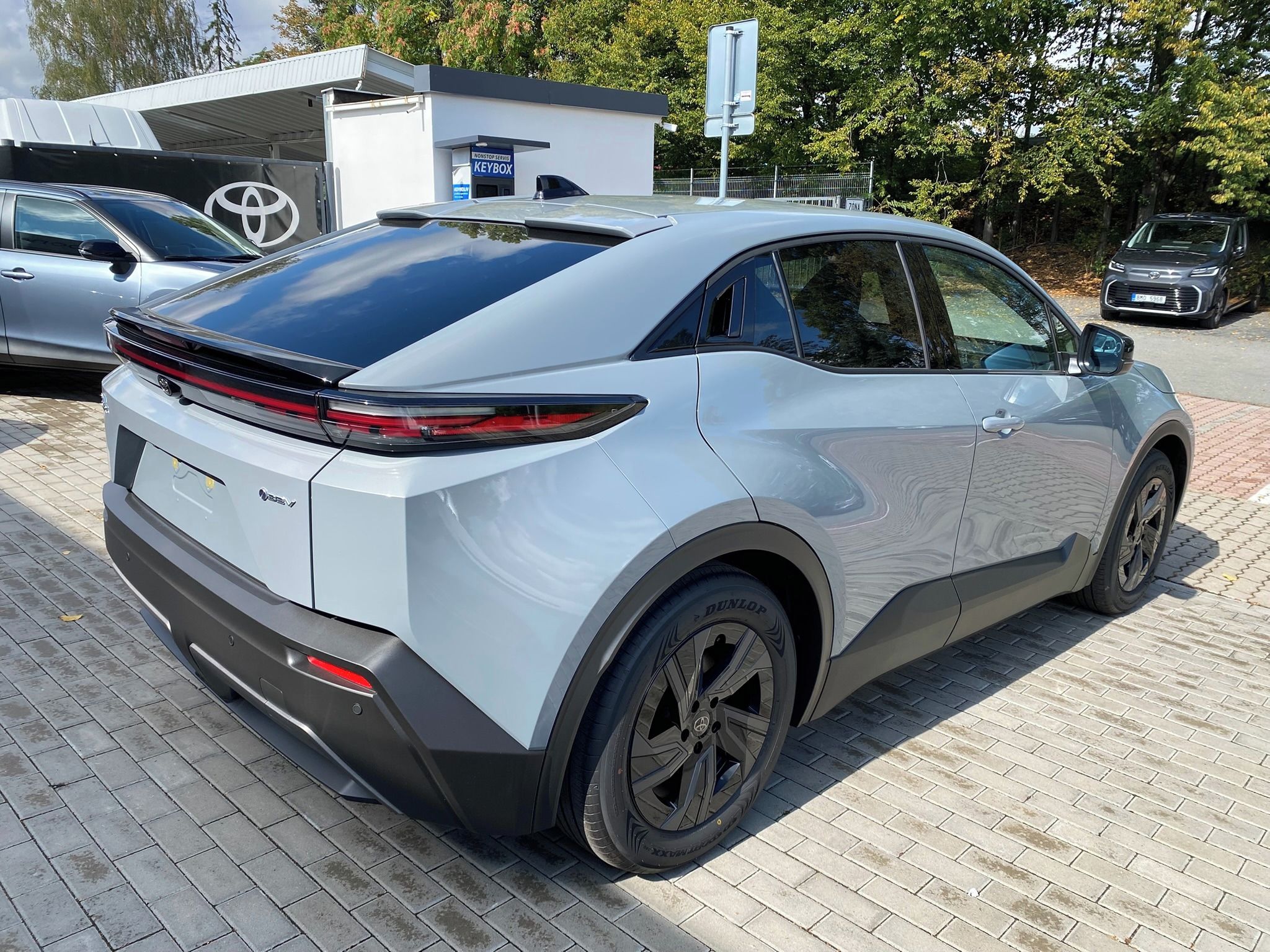 Toyota C-HR, + BEV224 Style - fotka 6
