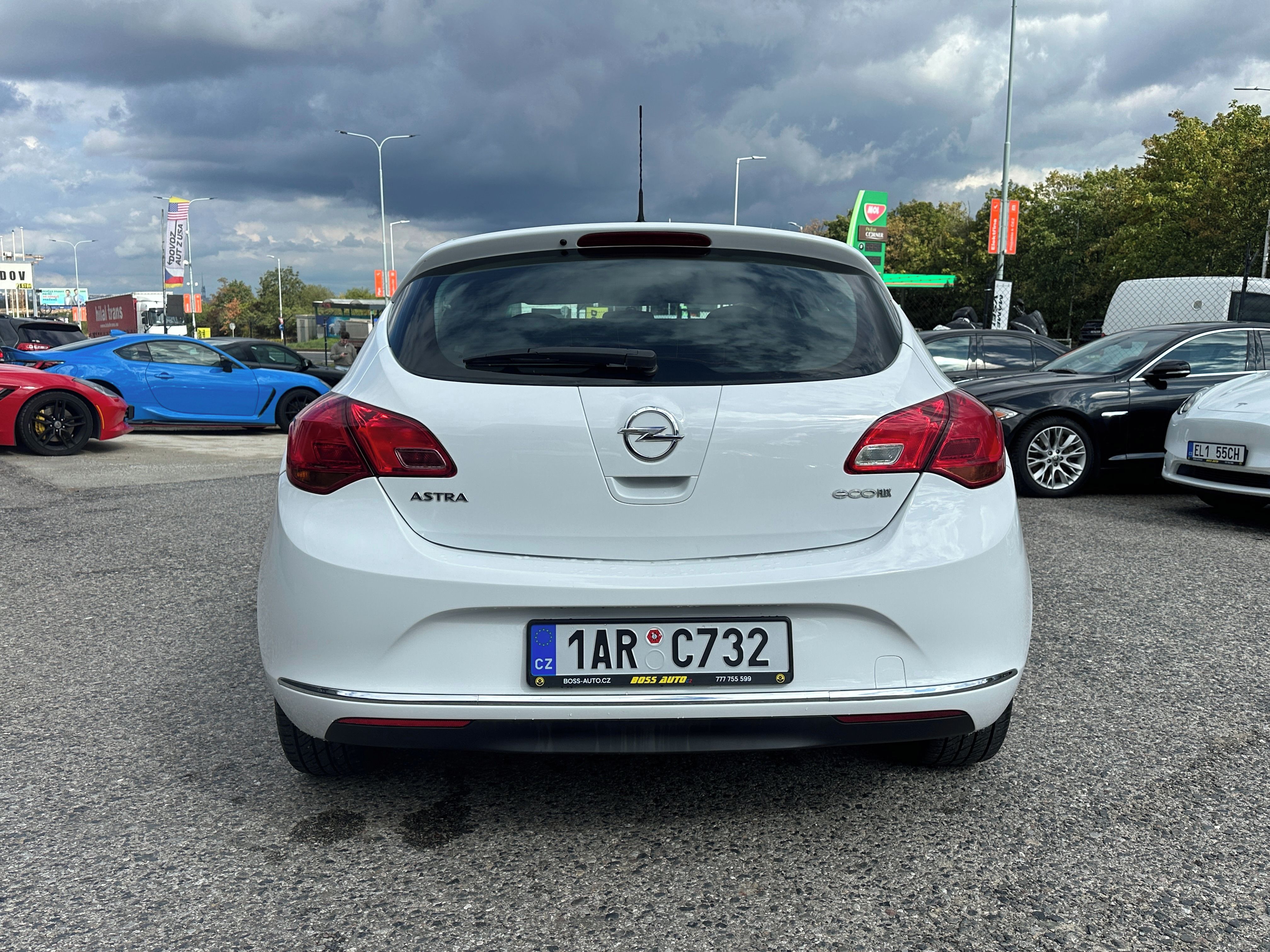 Opel Astra, Opel Astra 2013 - fotka 6
