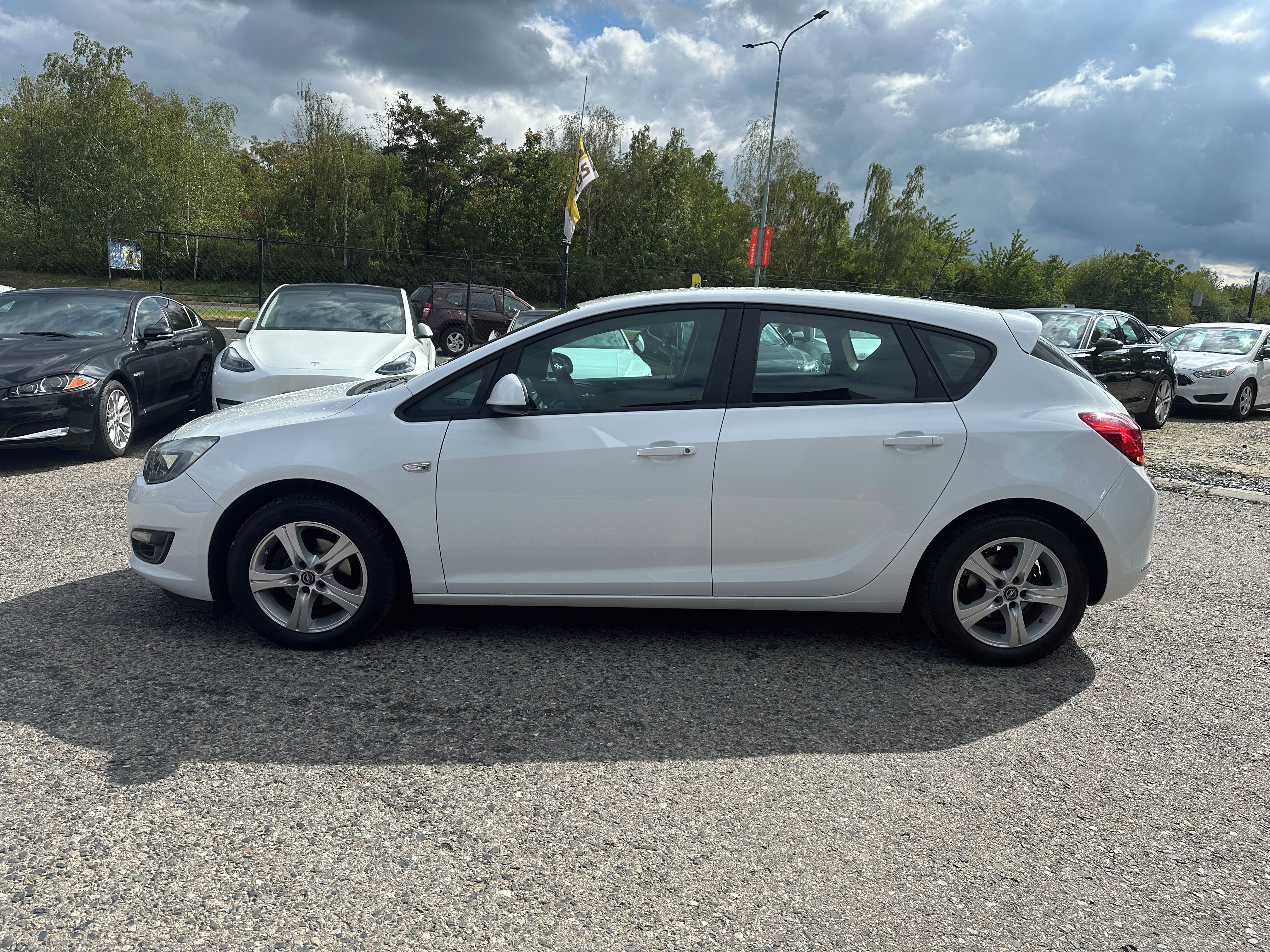 Opel Astra, Opel Astra 2013 - fotka 4