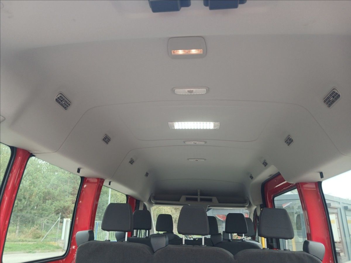 Ford Transit, 2,0 L3H2 9 míst 2x klima č.21. - fotka 6