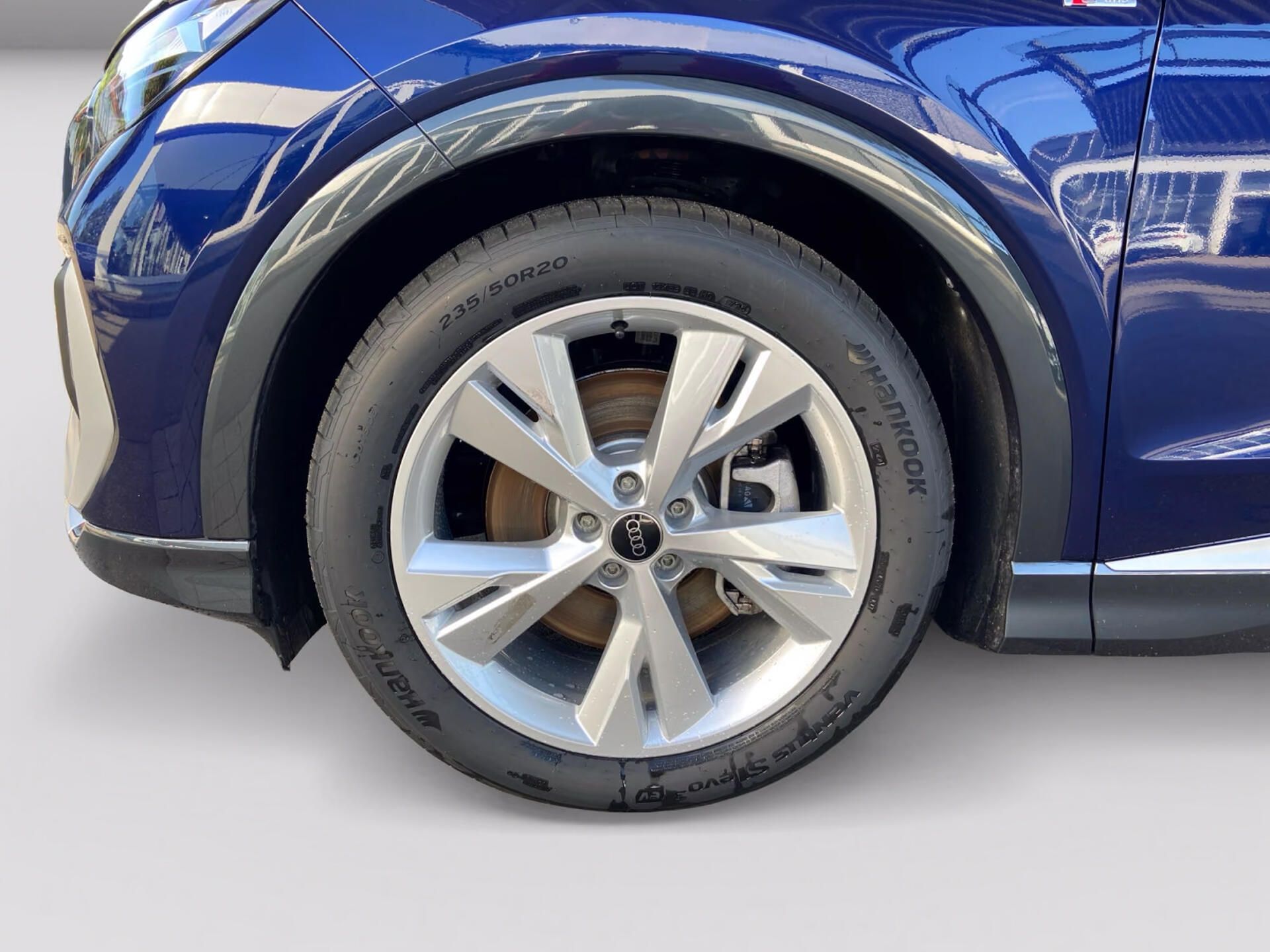 Audi Q4 e-tron, 45 S-Line LED Keyless Navi - fotka 3