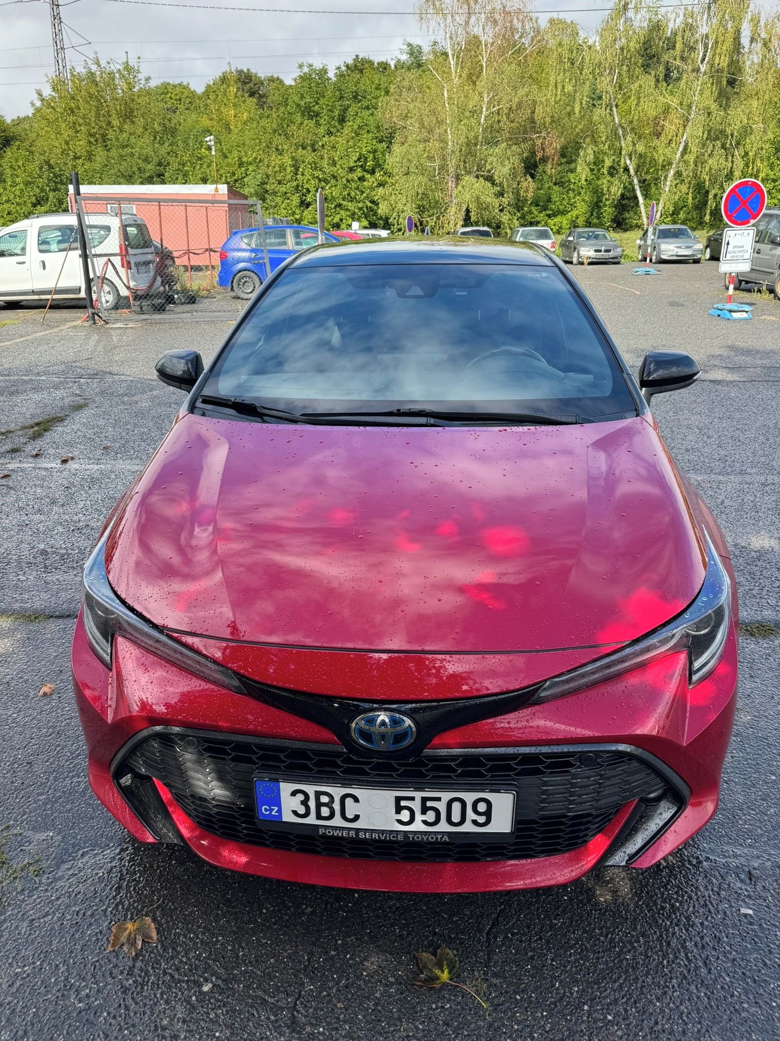 Toyota Corolla, hybrid automat - fotka 2