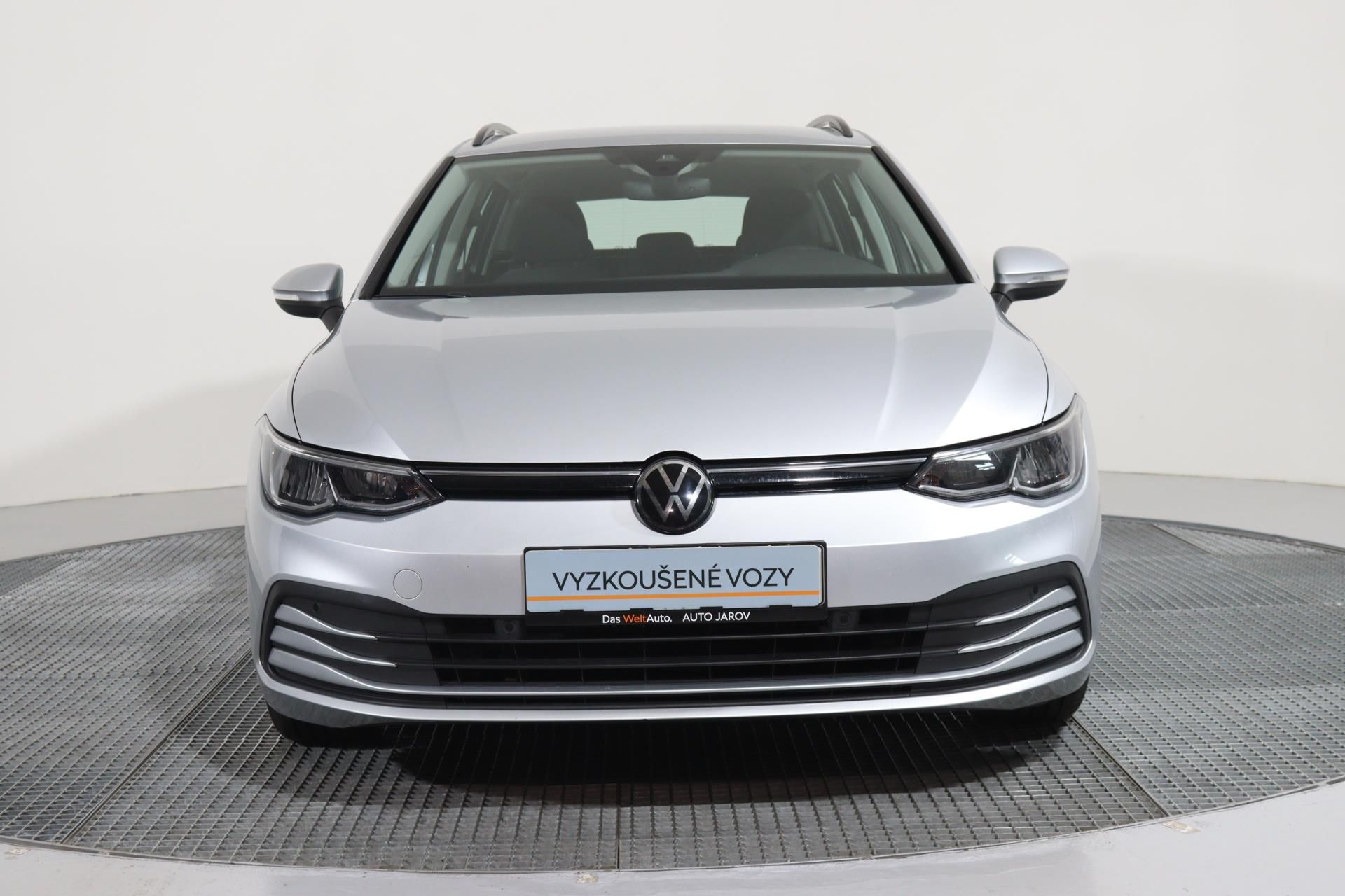 Volkswagen Golf Variant, Life 1,0 TSI 81kW/ LED, ACC - fotka 4