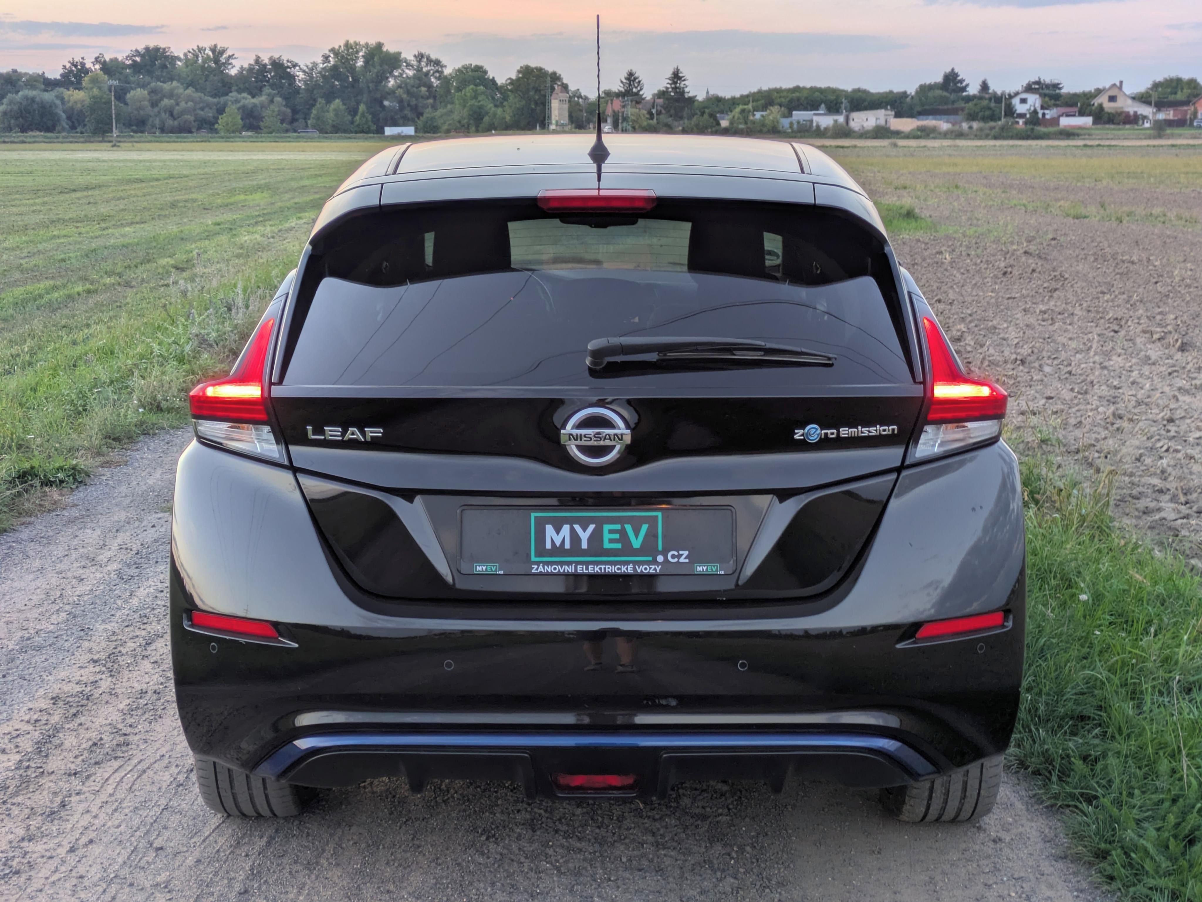 Nissan LEAF, 62kWh N-CONNECTA 2xALU SOH 87% - fotka 6