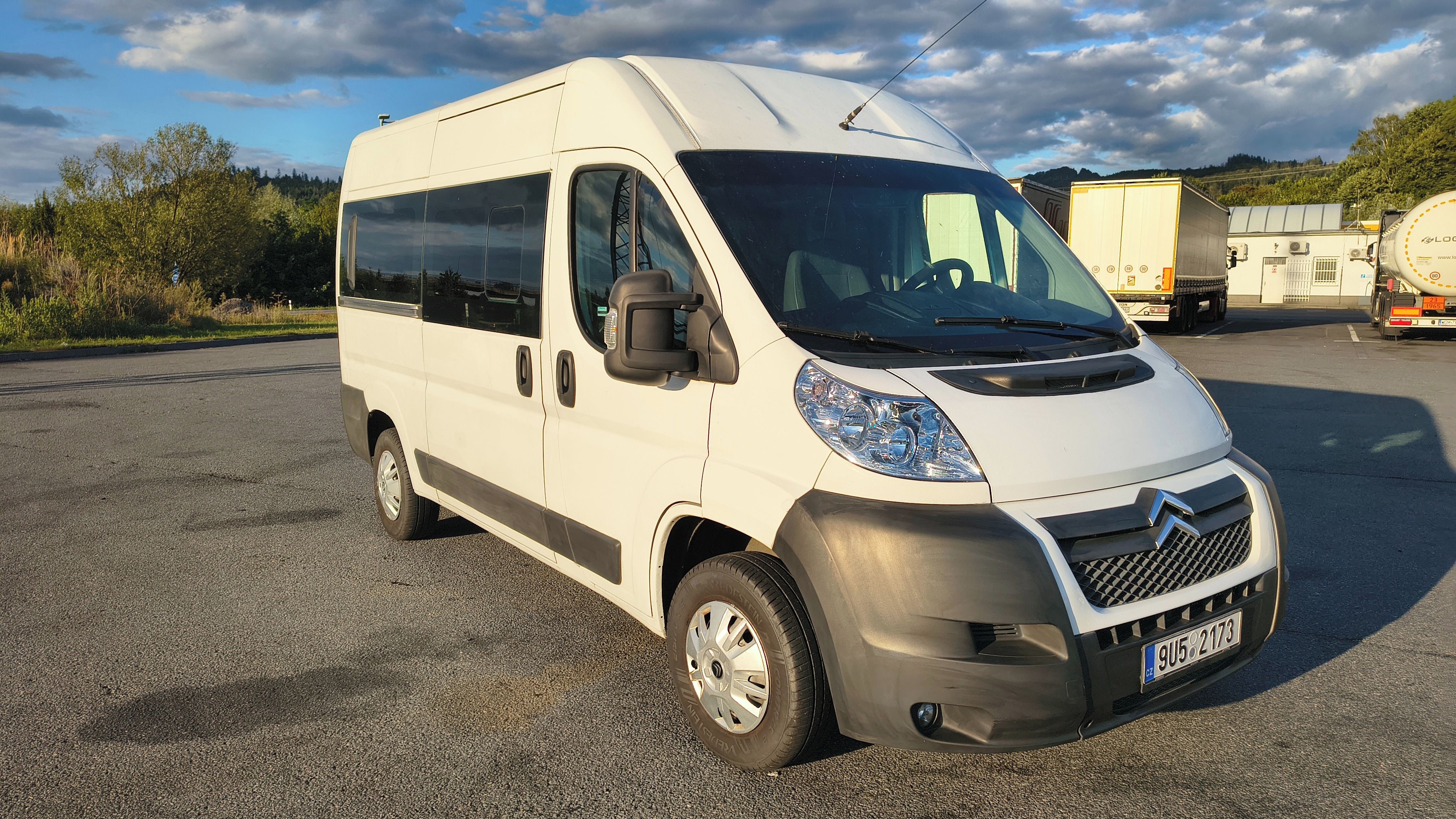 Citroën Jumper, 2.2HDi  96kW  L2H2  9míst - fotka 2
