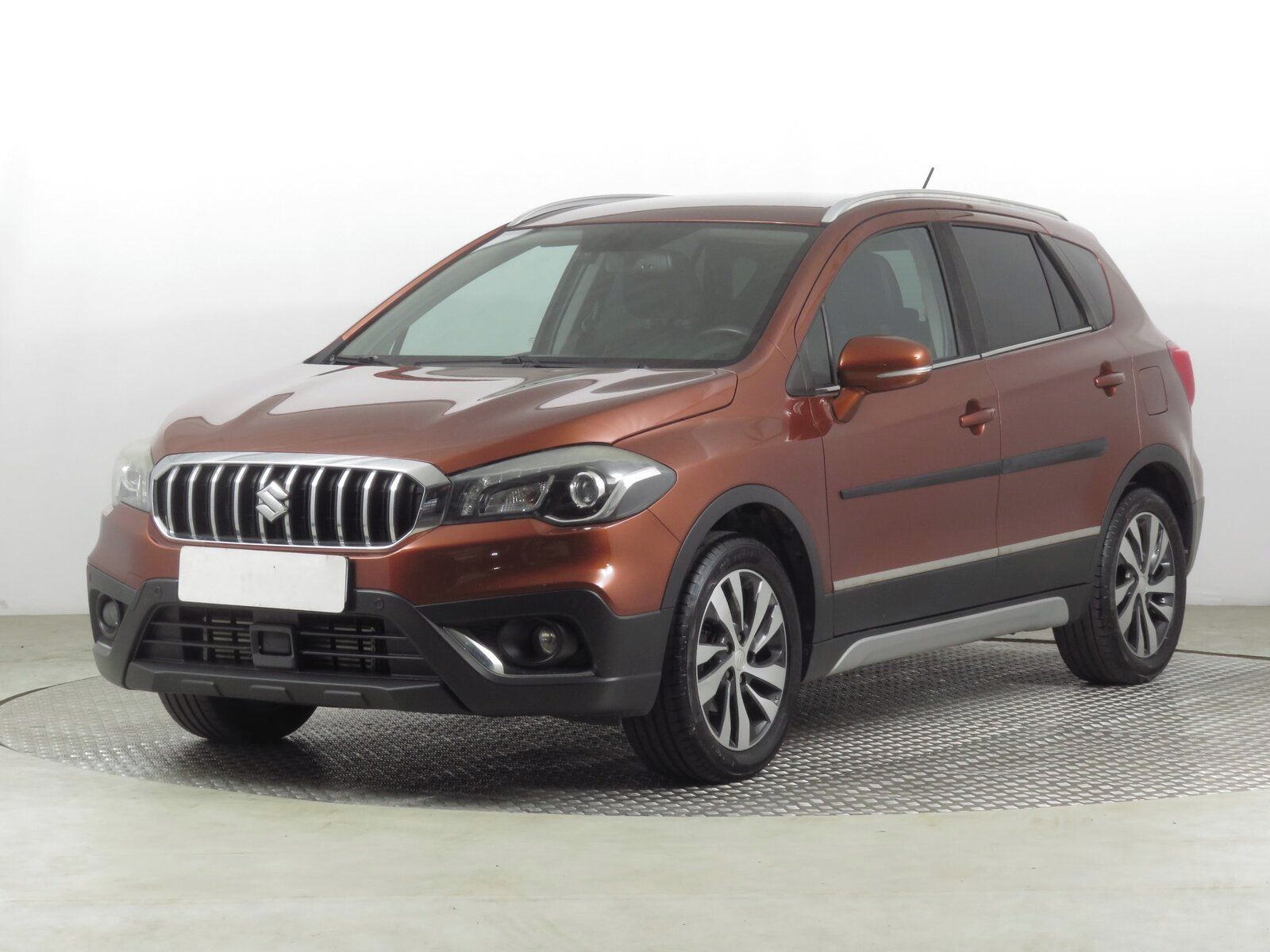 Suzuki SX4 S-Cross, 1.4 BoosterJet, 4X4 - fotka 2