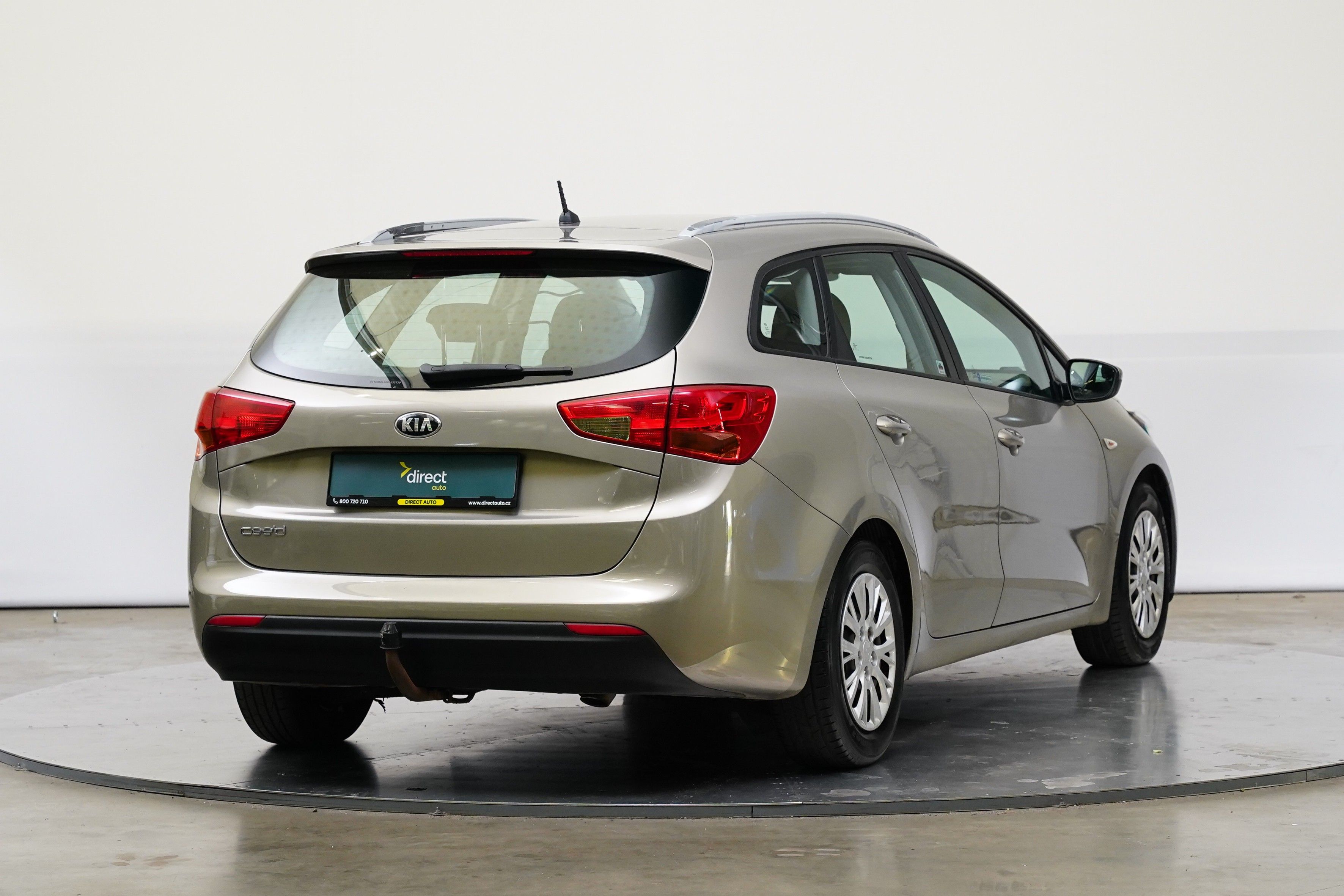 Kia Cee´d, 1.6 GDI 99 kW - fotka 2