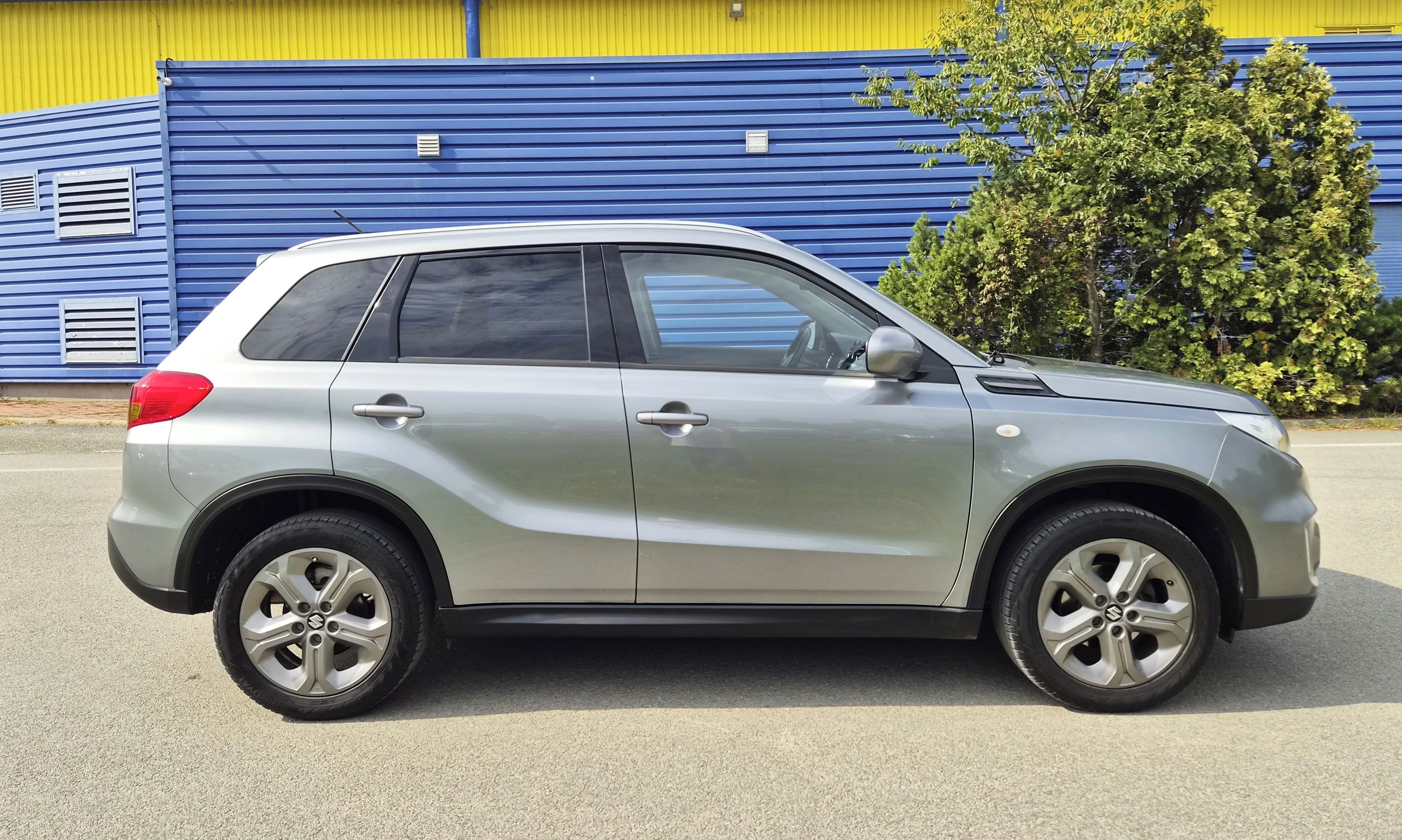 Suzuki Vitara, 1 MAJITEL ČR 4x4 TAŽNÉ 2xKOLA - fotka 4