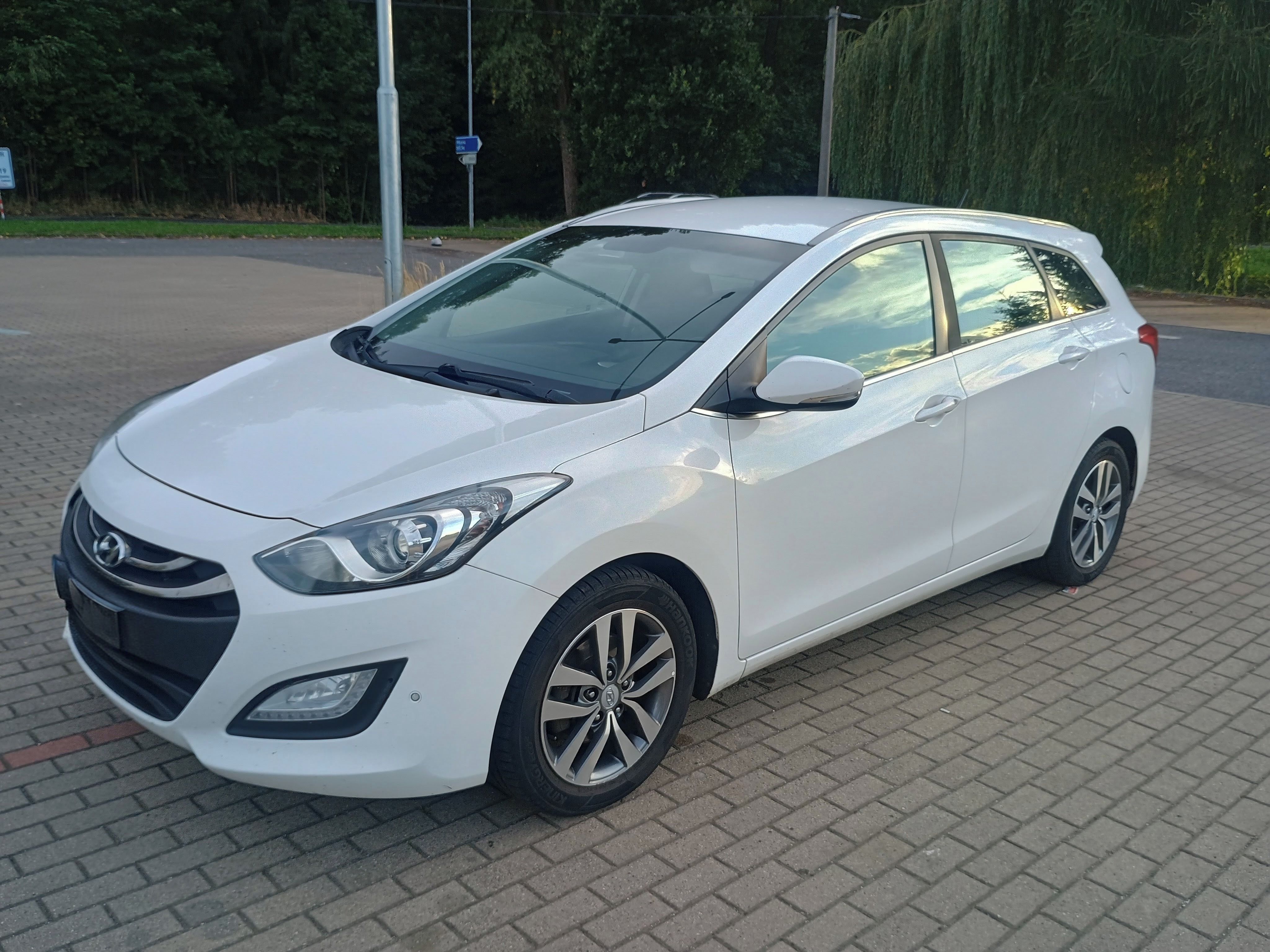 Hyundai i30, Hyundai i30