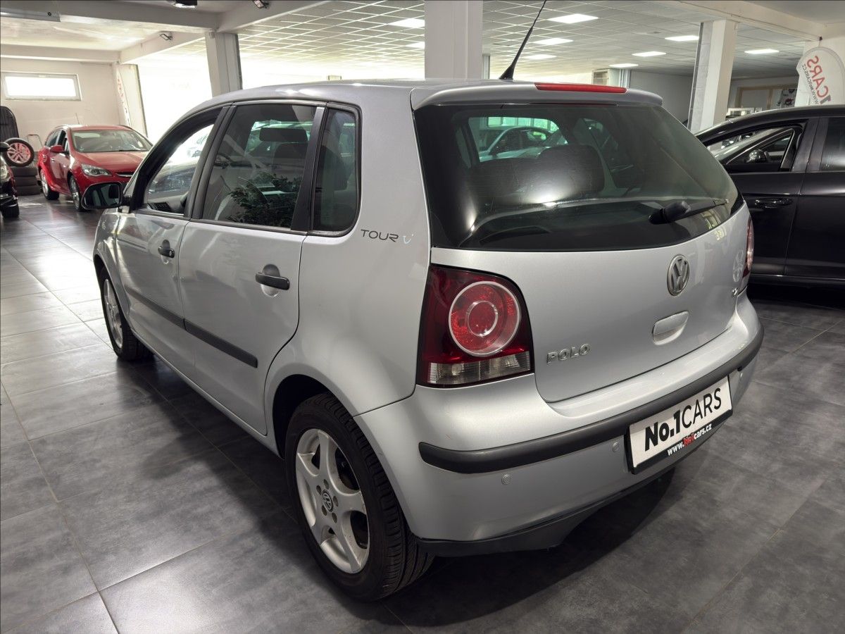 Volkswagen Polo, 1,2   i TOUR ČIDLA ŠÍBR ALU ST - fotka 4