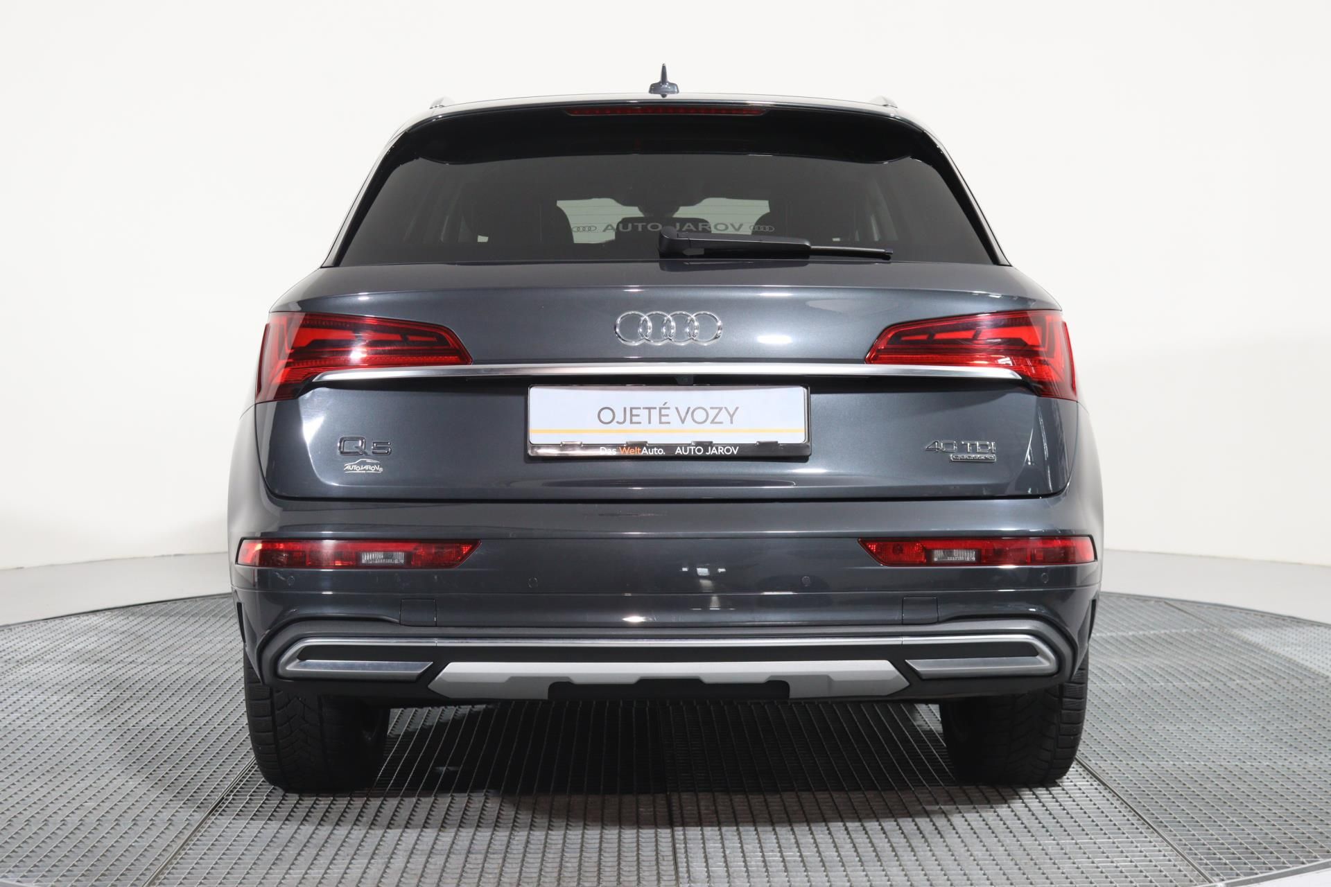 Audi Q5, Advanced 2,0TDI quattro Stroni - fotka 6