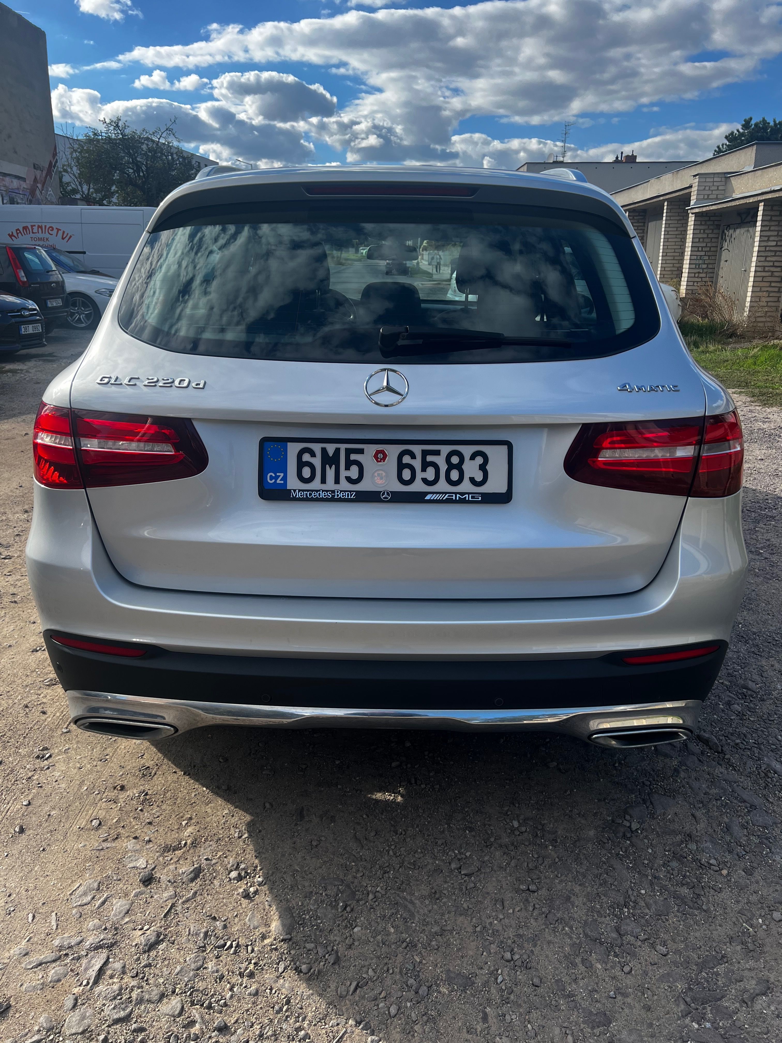 Mercedes-Benz GLC, 220d 4MATIC, garážované - fotka 6