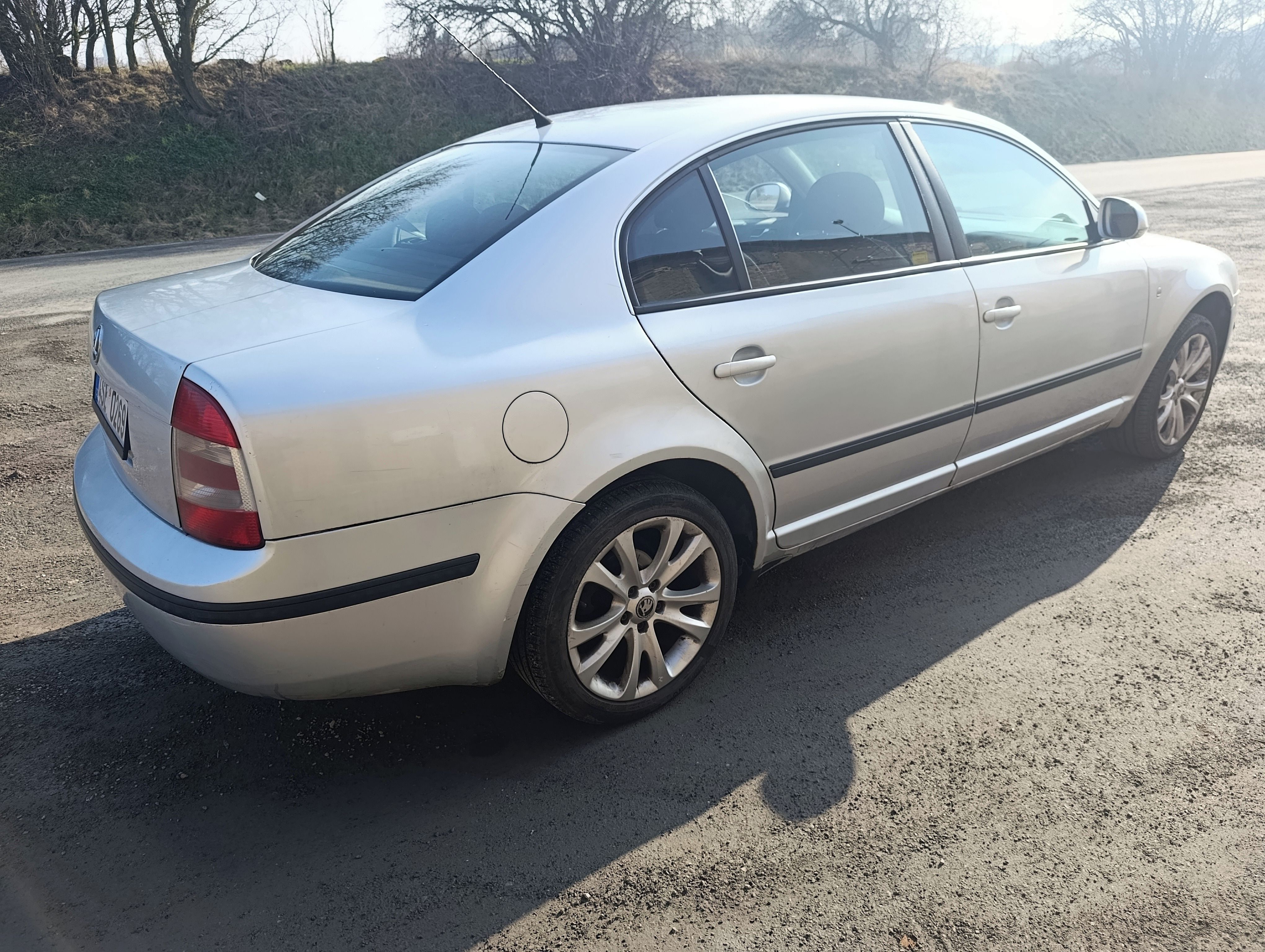 Škoda Superb, 1.9TDI 85KW - fotka 3