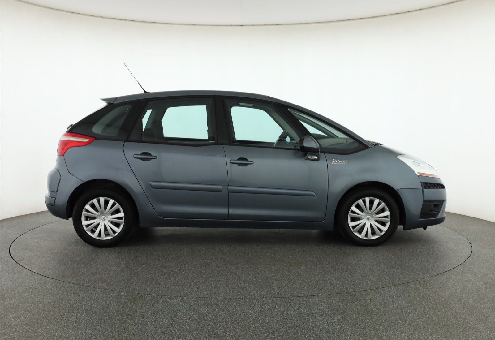 Citroën C4 Picasso, 1.8 i, Automatická klima - fotka 6