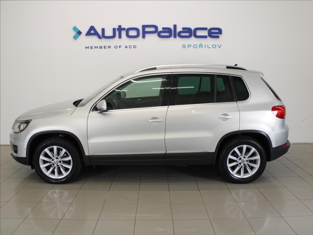 Volkswagen Tiguan, 2,0 TDI 103kW 4Motion 1.maj.ČR - fotka 5