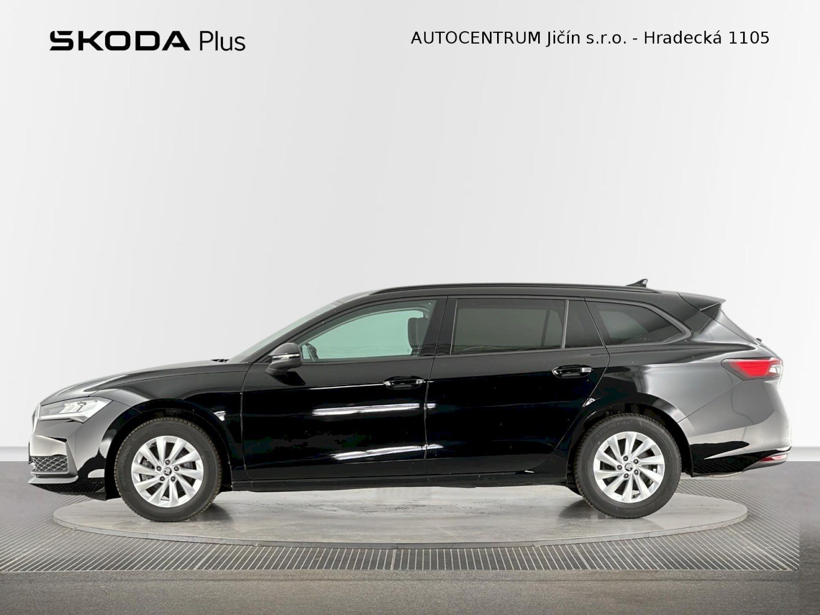 Škoda Superb, Combi DSG 1.5TSI 110kW Essence - fotka 3