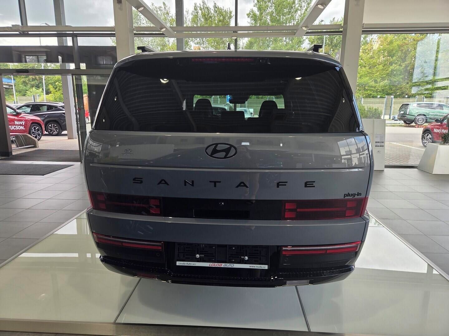 Hyundai Santa Fe, PHEV MX5 Calligraphy 1,6 T-GDI - fotka 6