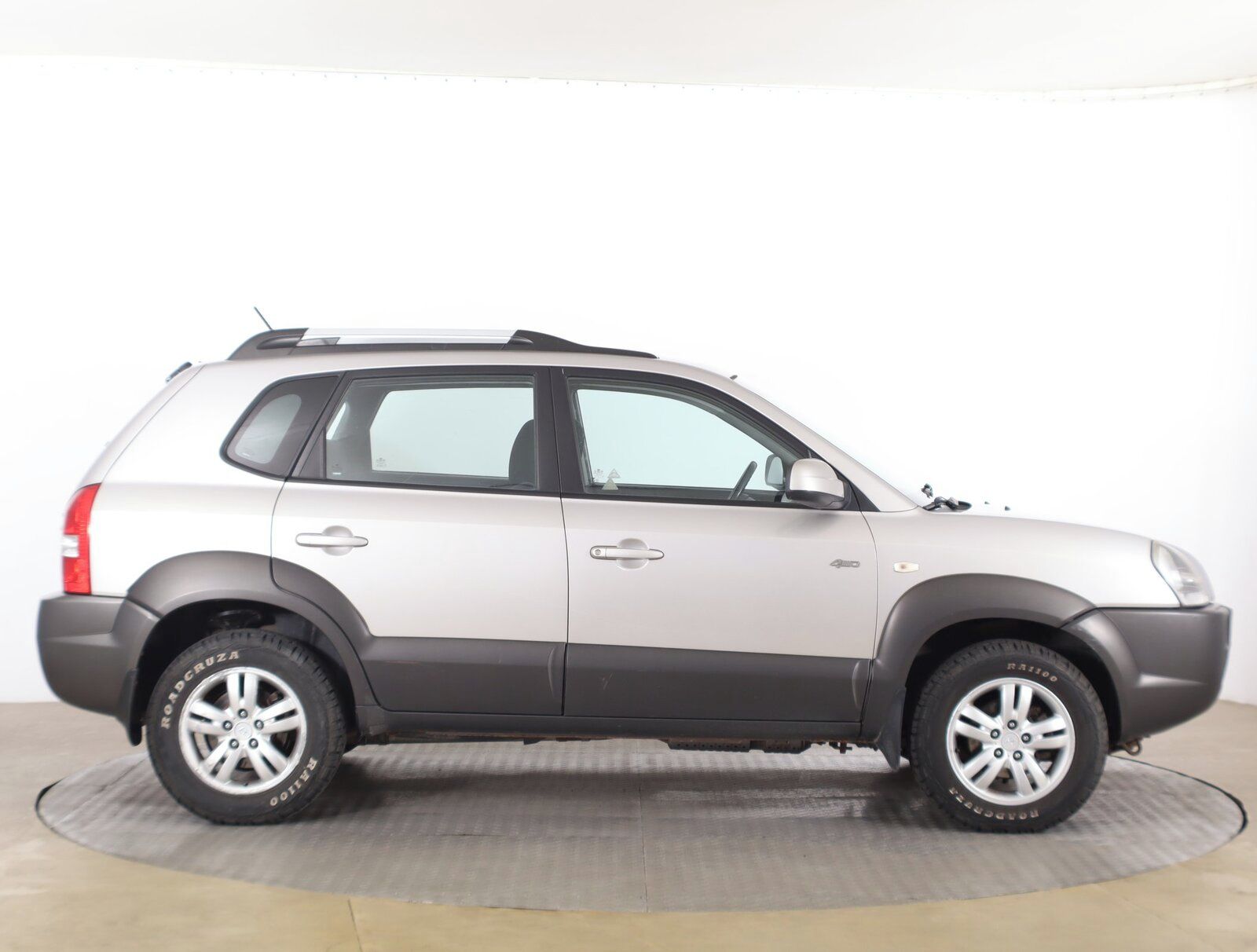 Hyundai Tucson, 2.0 CRDi, 4X4, rezervace - fotka 6