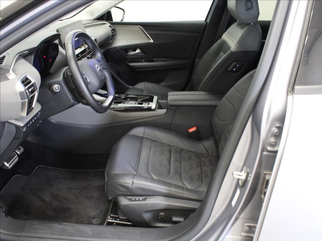 Citroën C5 X, 1,6 PHEV 225 Shine 12 170km ČR - fotka 6