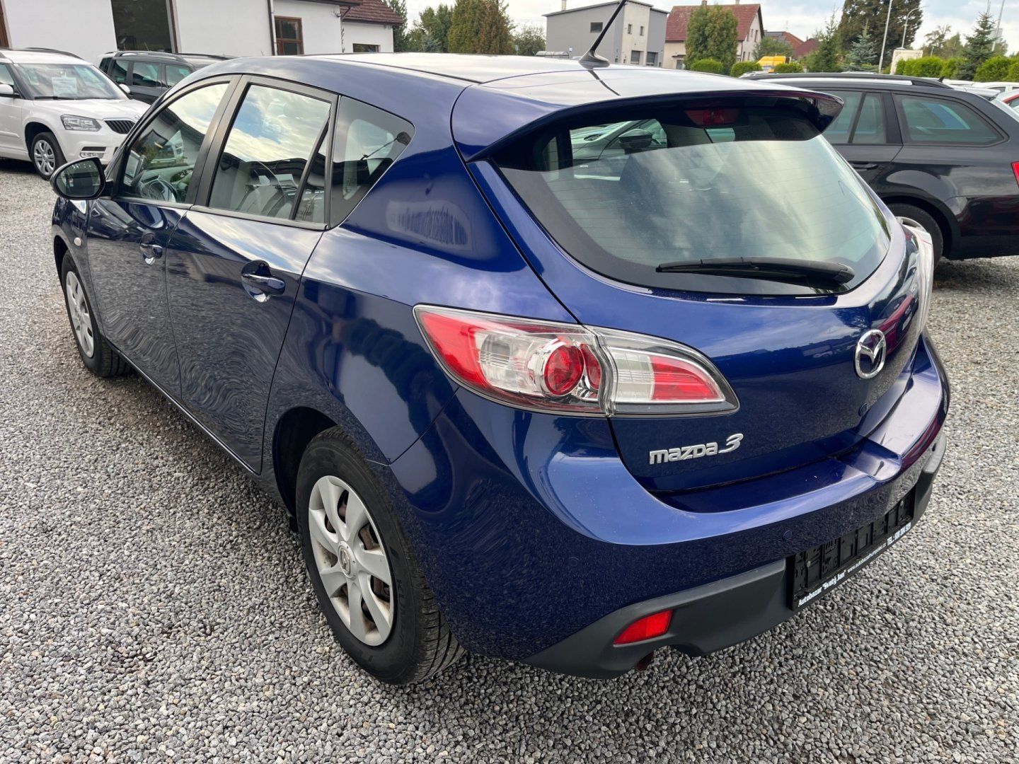 Mazda 3, 1.6 i Velmi pěkná - fotka 4