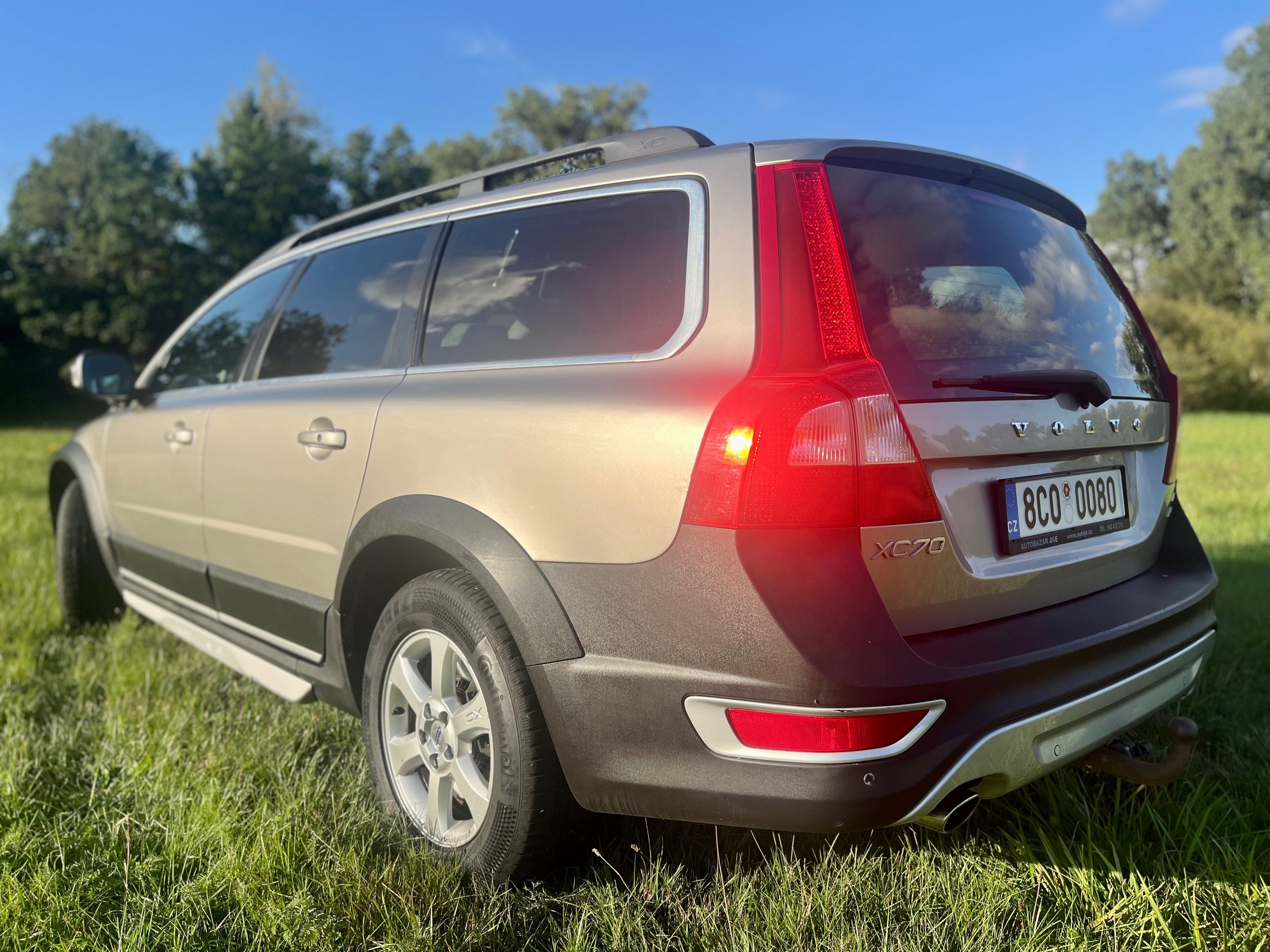 Volvo XC70, Volvo XC70 T6 AWD 210 kW – LPG - fotka 5