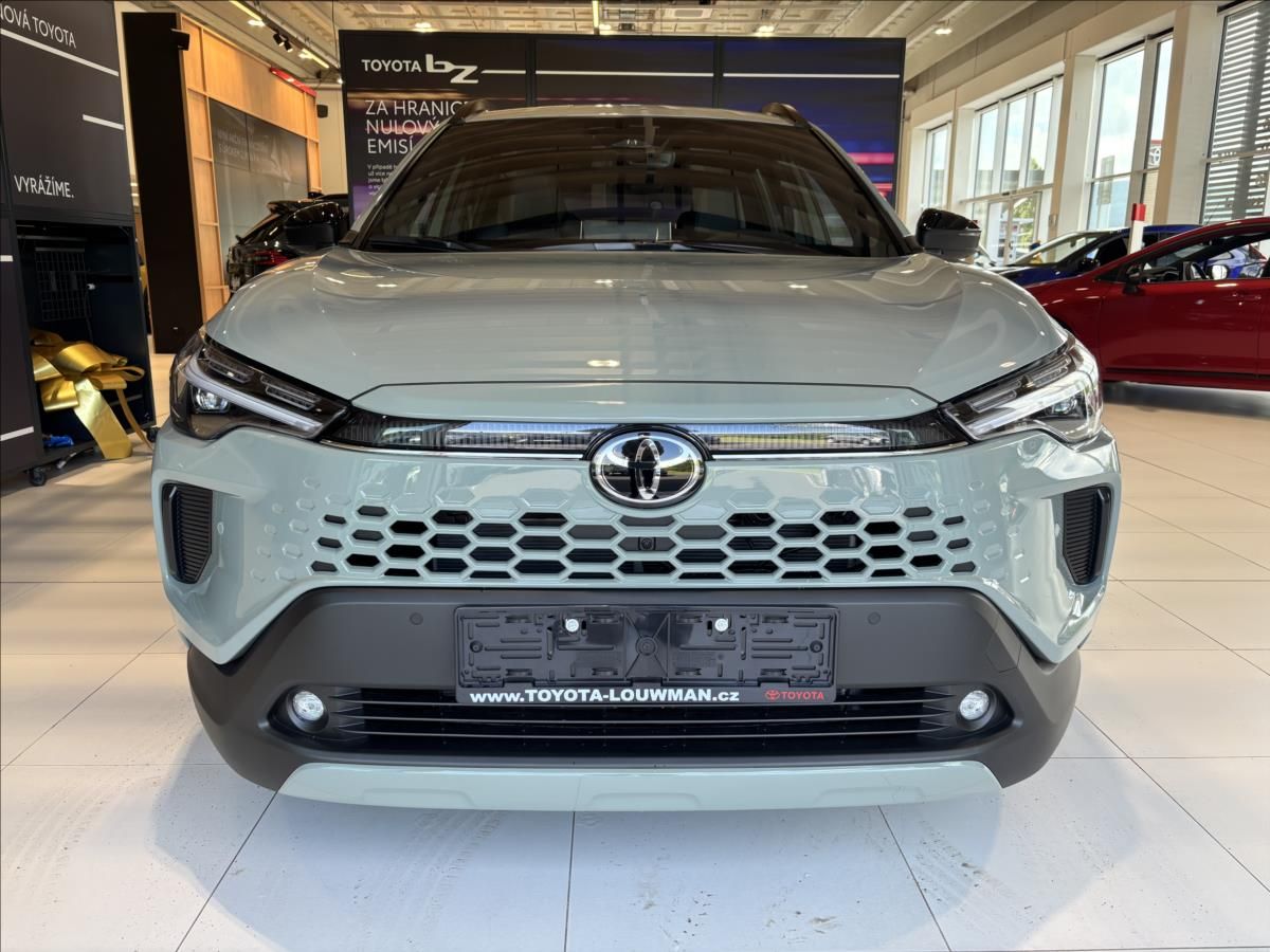 Toyota Corolla Cross, 2,0 Executive AWD - fotka 2