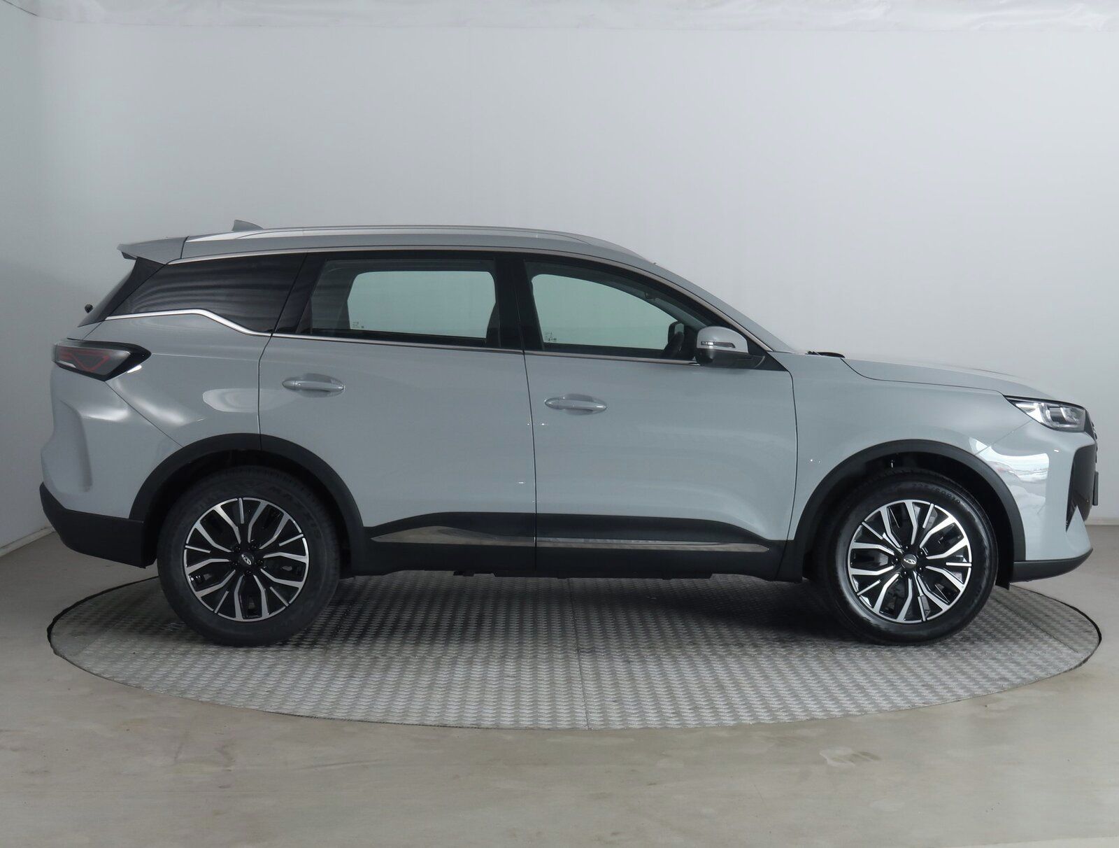 Chery Tiggo 7, 1.6 TGDI, Luxury, LUXURY - fotka 6