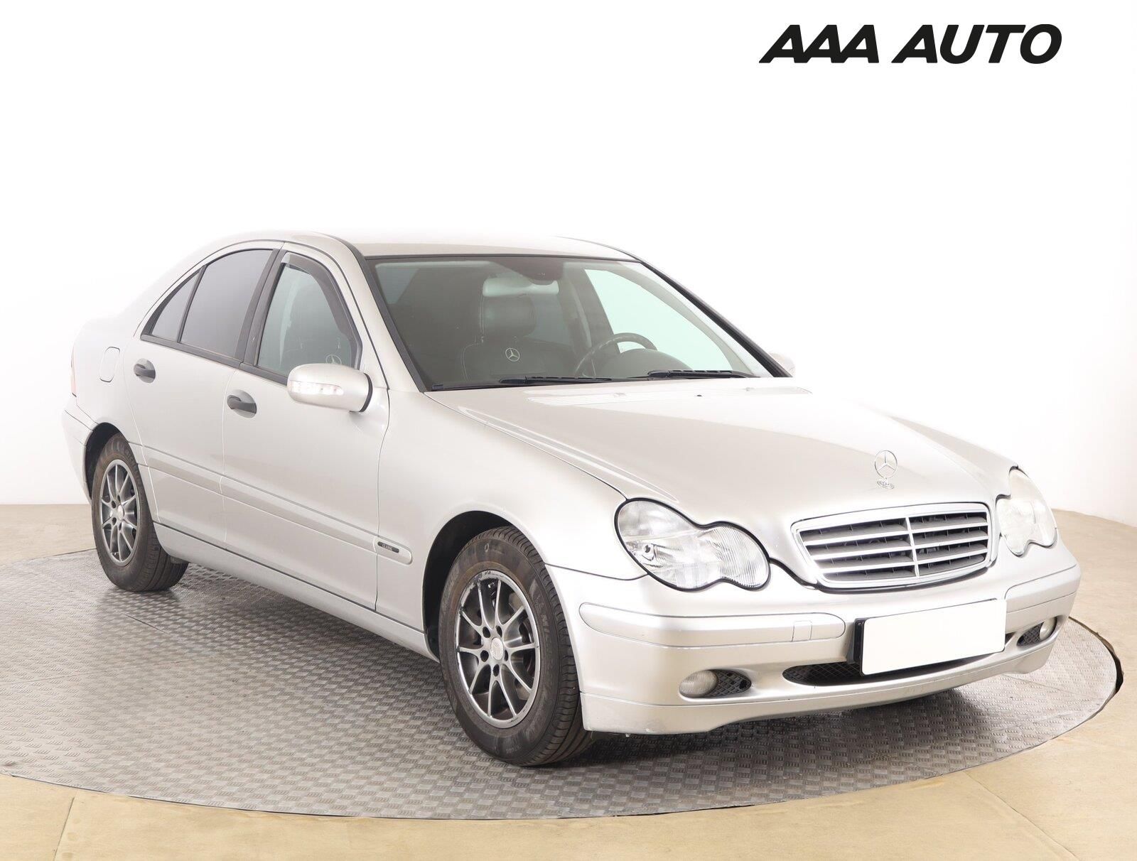 Mercedes-Benz Třídy C, 200 CDI, po STK, jezdí dobře
