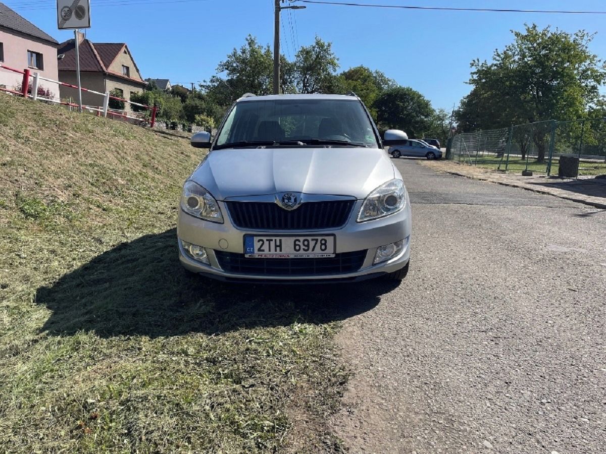 Škoda Fabia, Škoda Fabia II Combi 1.2 TSI - fotka 4