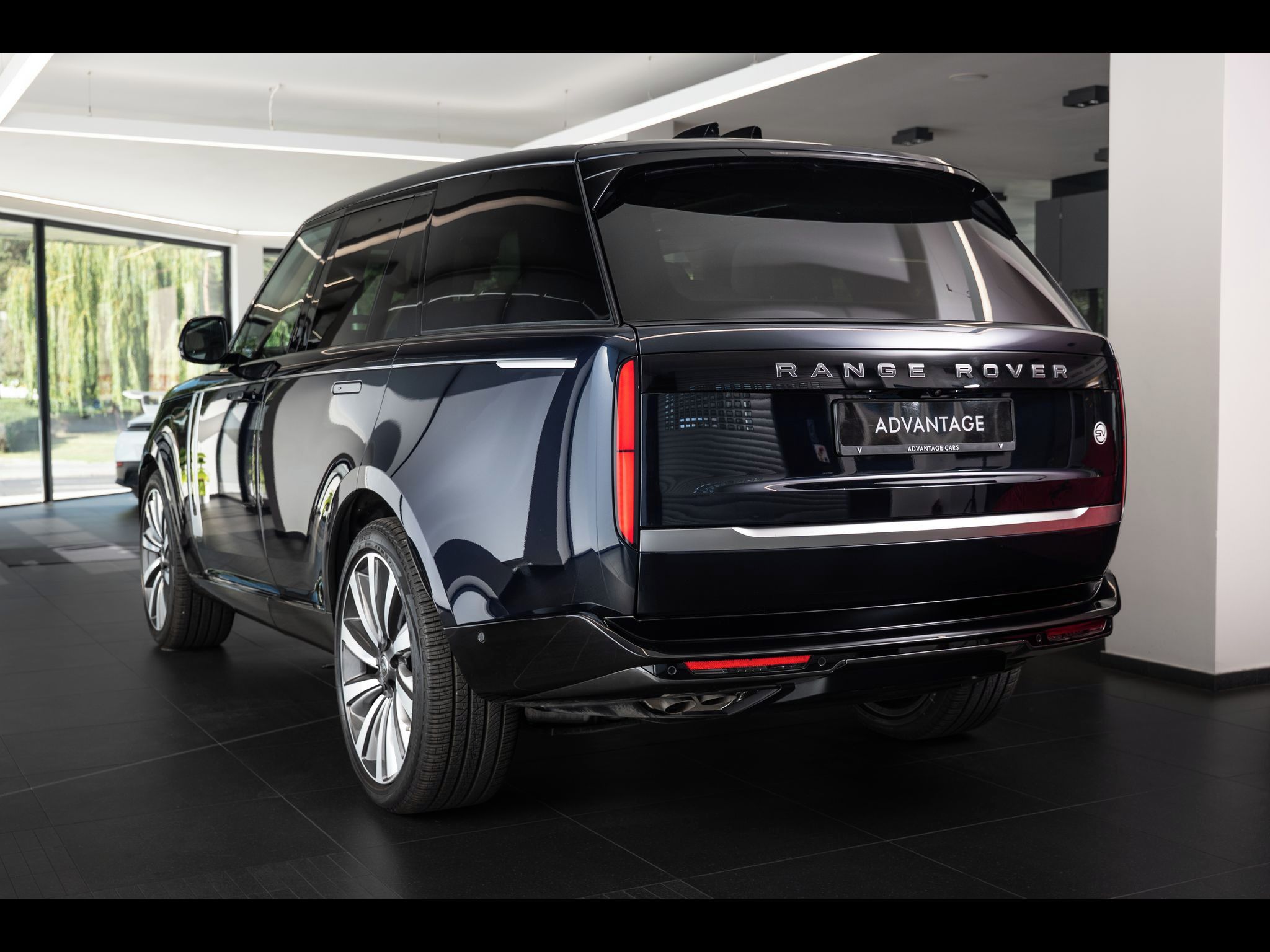 Land Rover Range Rover, SV P615 Meridian/360/Masážní S - fotka 4