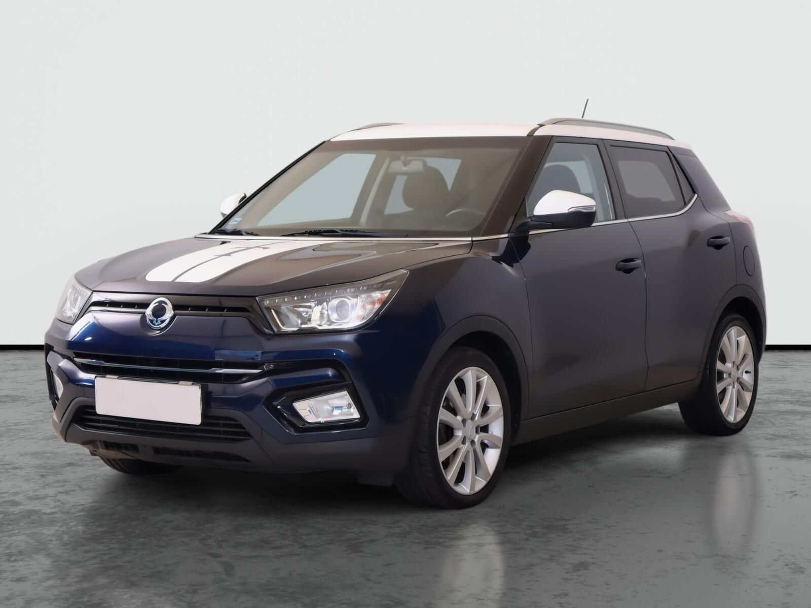 SsangYong Tivoli, 1.6 e-XGi, Automat, Serv.kniha - fotka 2
