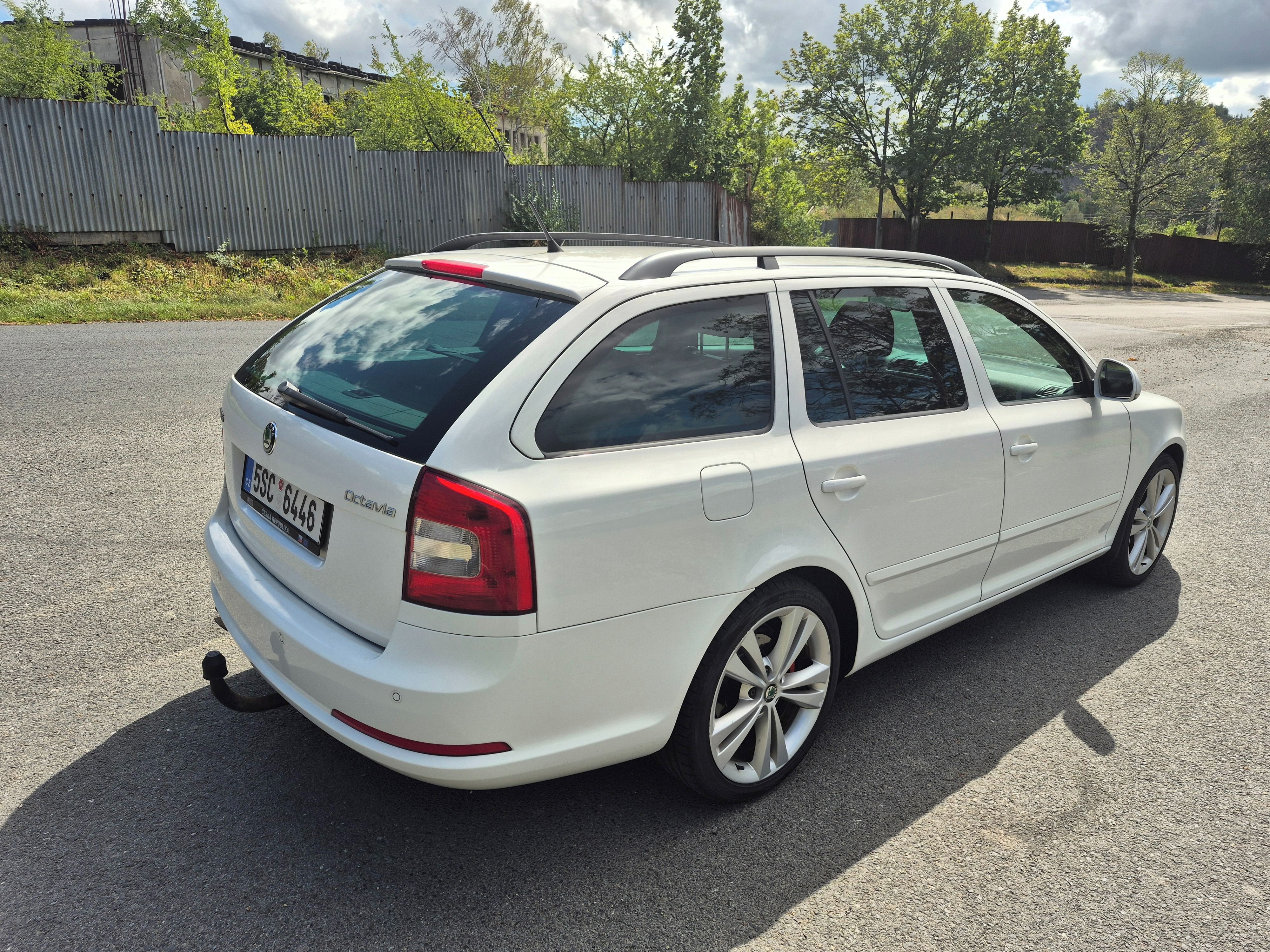 Škoda Octavia, RS TDI 125 kW, manuál - fotka 6