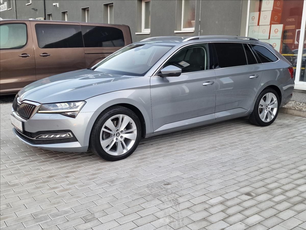 Škoda Superb, 2.0TDI 110kW Style Combi,1Maj - fotka 6