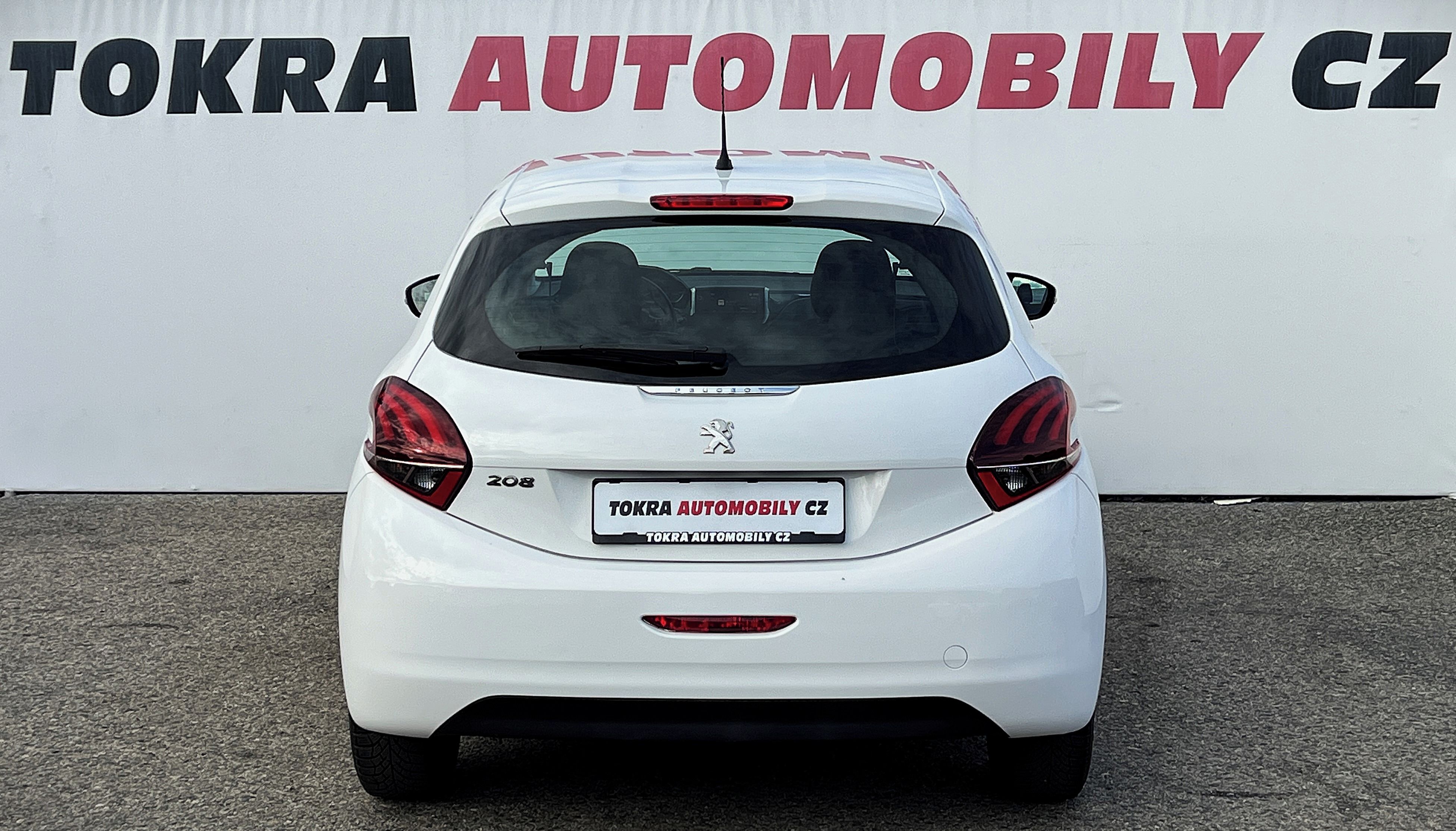 Peugeot 208, 1.2 Active Dig.Klima ČR 1.Maj - fotka 5