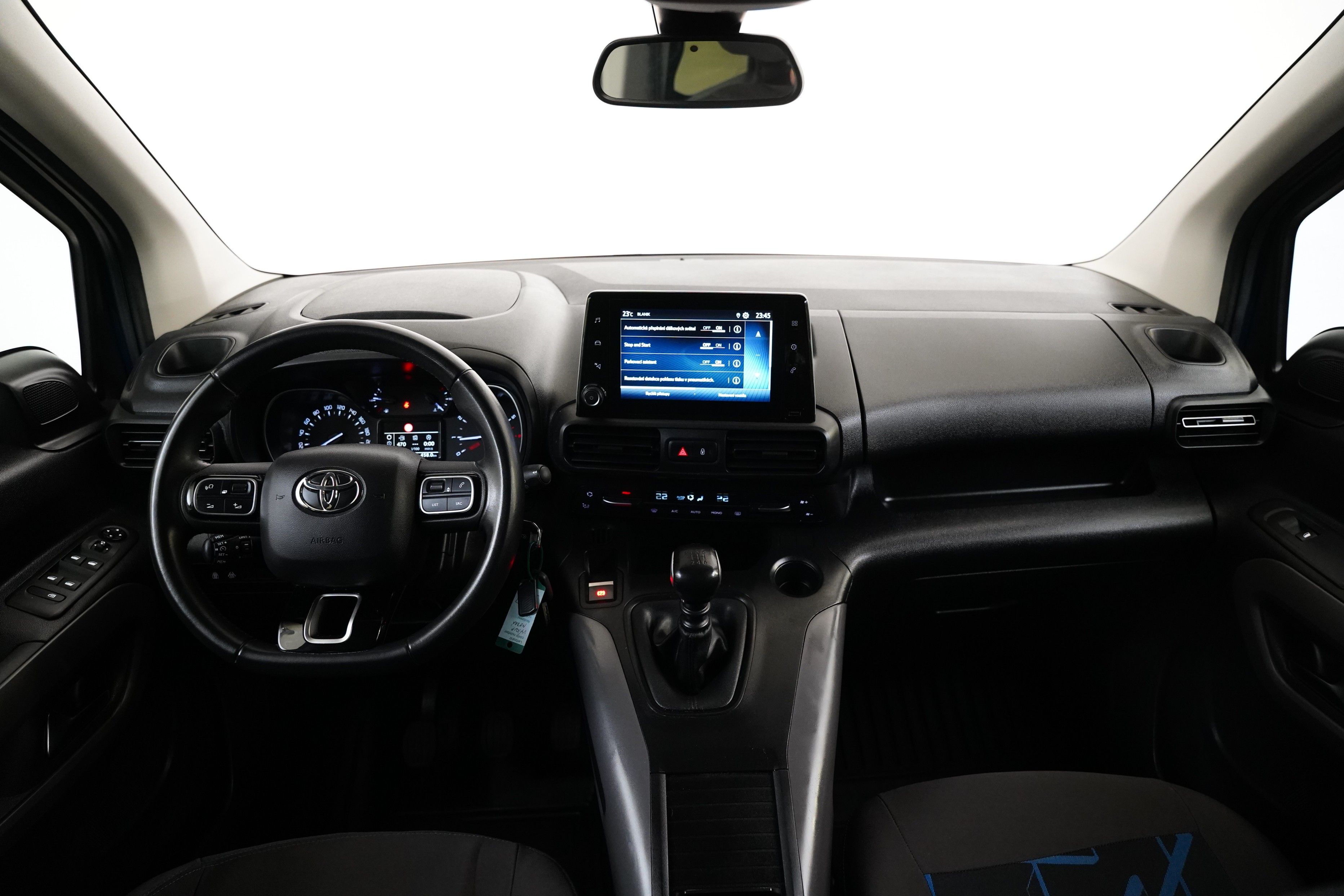 Toyota Proace City Verso, 1.5 D-4D 96 kW Family - fotka 5
