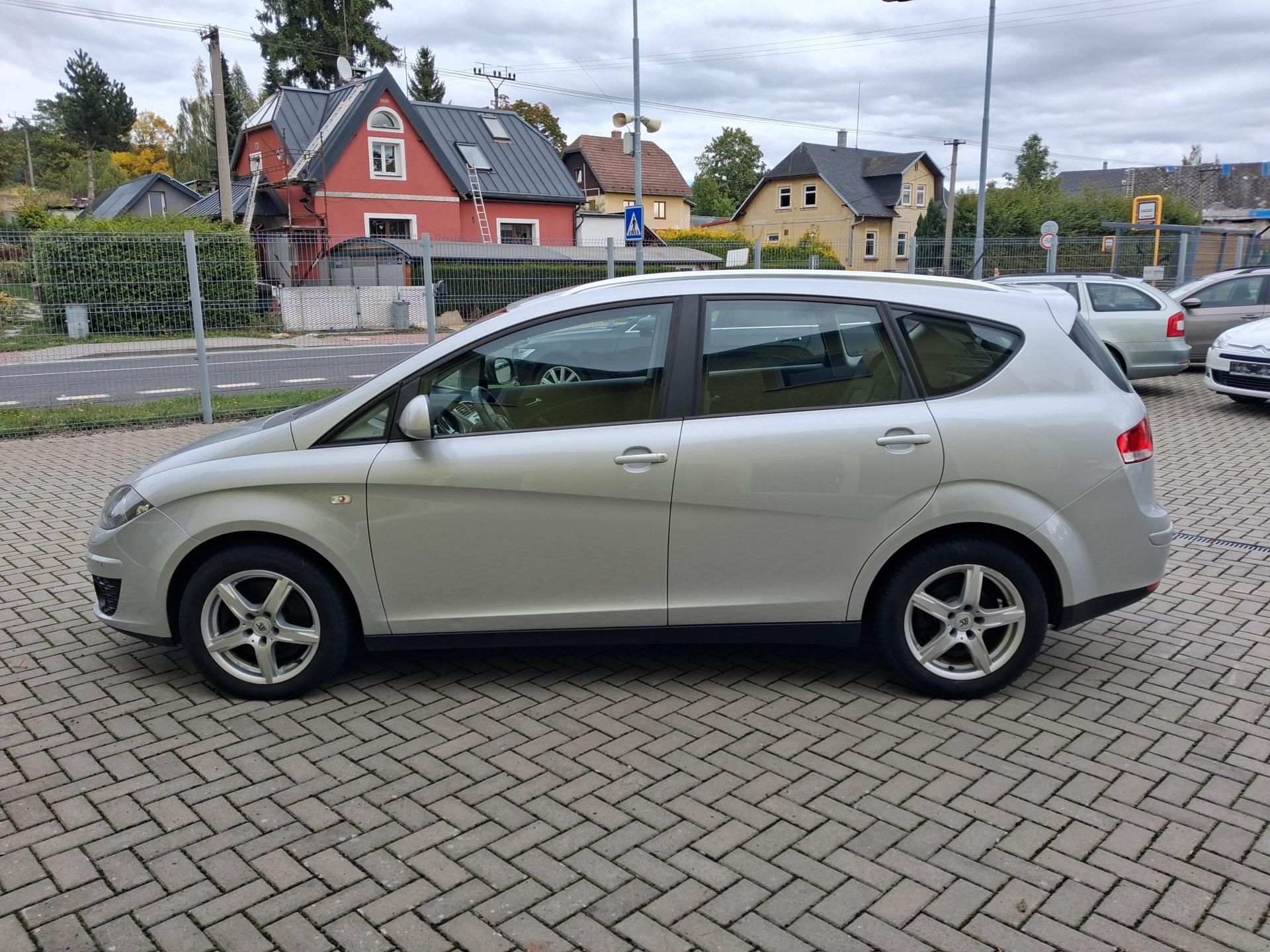 Seat Altea, XL4 NAVI VYHŘ.SED, XENONY TOP - fotka 4