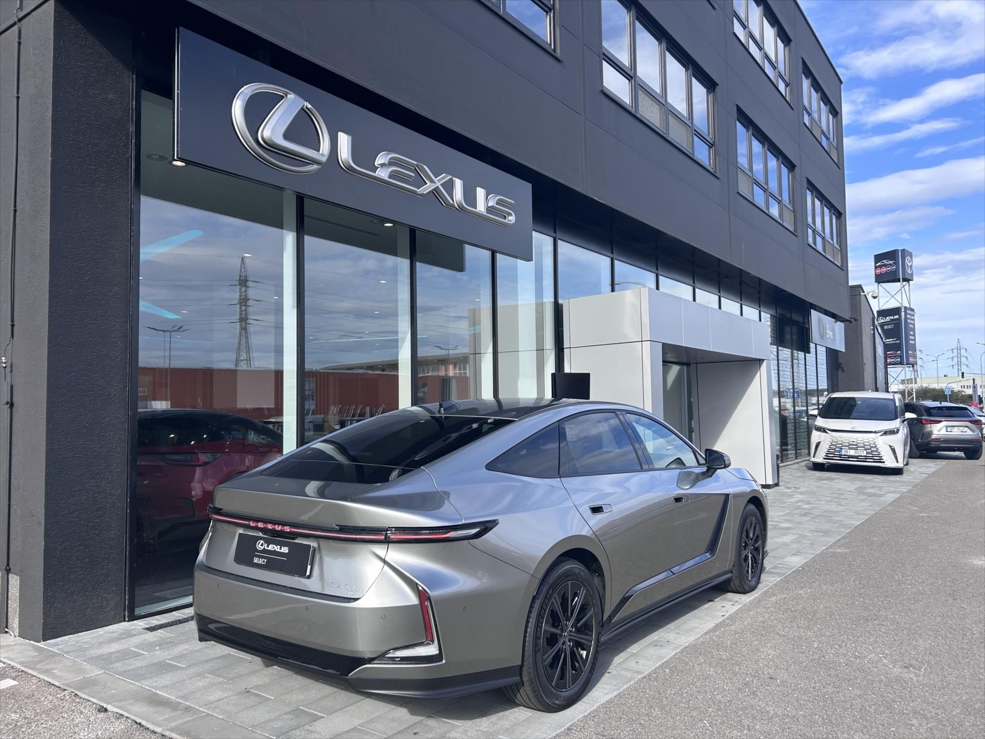 Lexus ES 300h, 2,5 300h Prestige + Paket Top - fotka 5