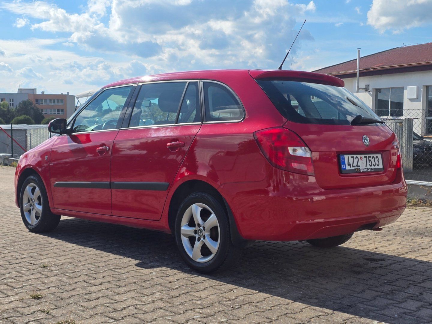 Škoda Fabia, 1.2 TSI 63 kw KLIMA TAŽNÉ - fotka 5
