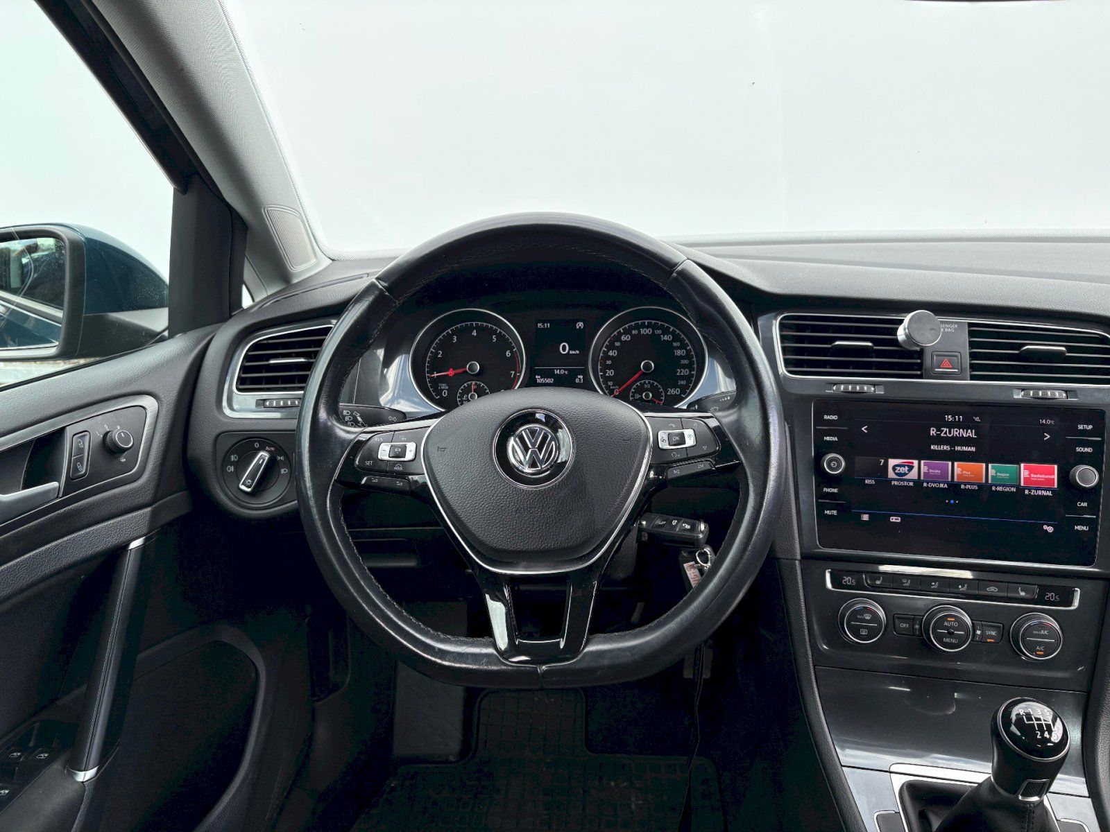 Volkswagen Golf, 1.0 TSI 81 kW BMT Comfortline - fotka 5