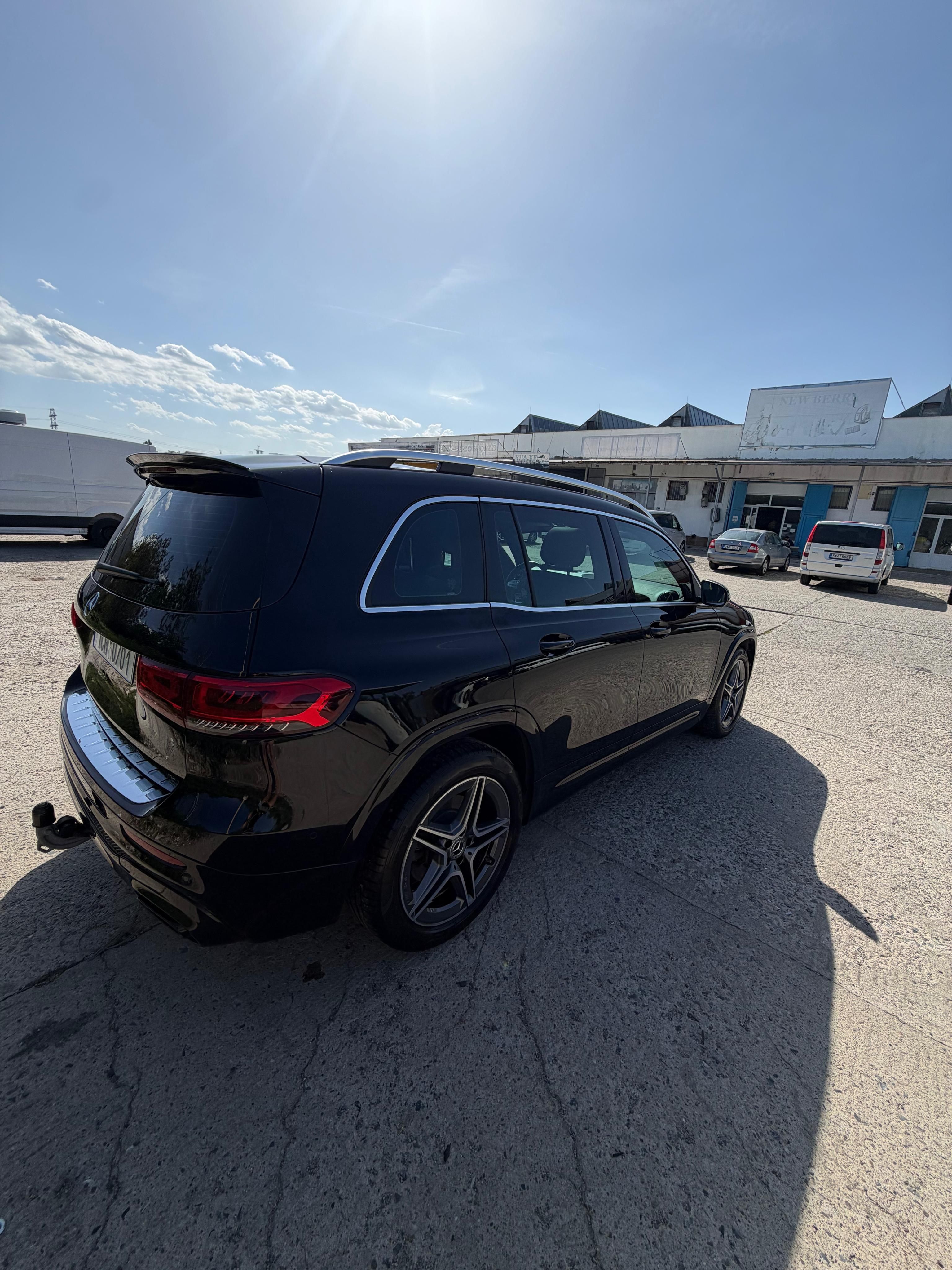 Mercedes-Benz GLB, 4x4 | AMG | DPH - fotka 3