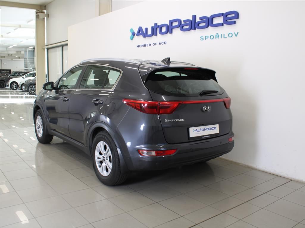 Kia Sportage, 1,6 GDI 97kW 99tkm. 1.maj.ČR - fotka 3