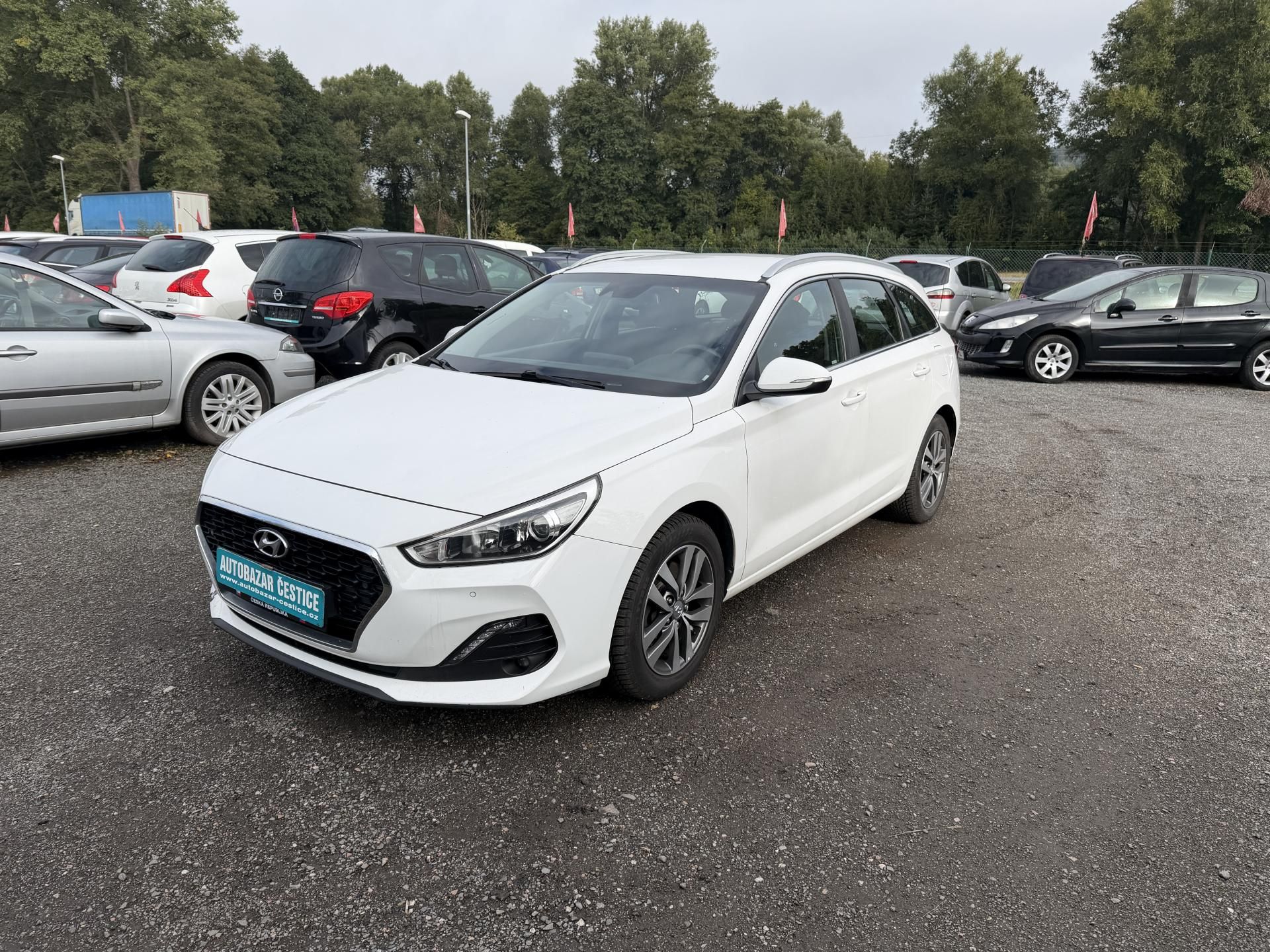 Hyundai i30, 1.6 CRDi - fotka 3