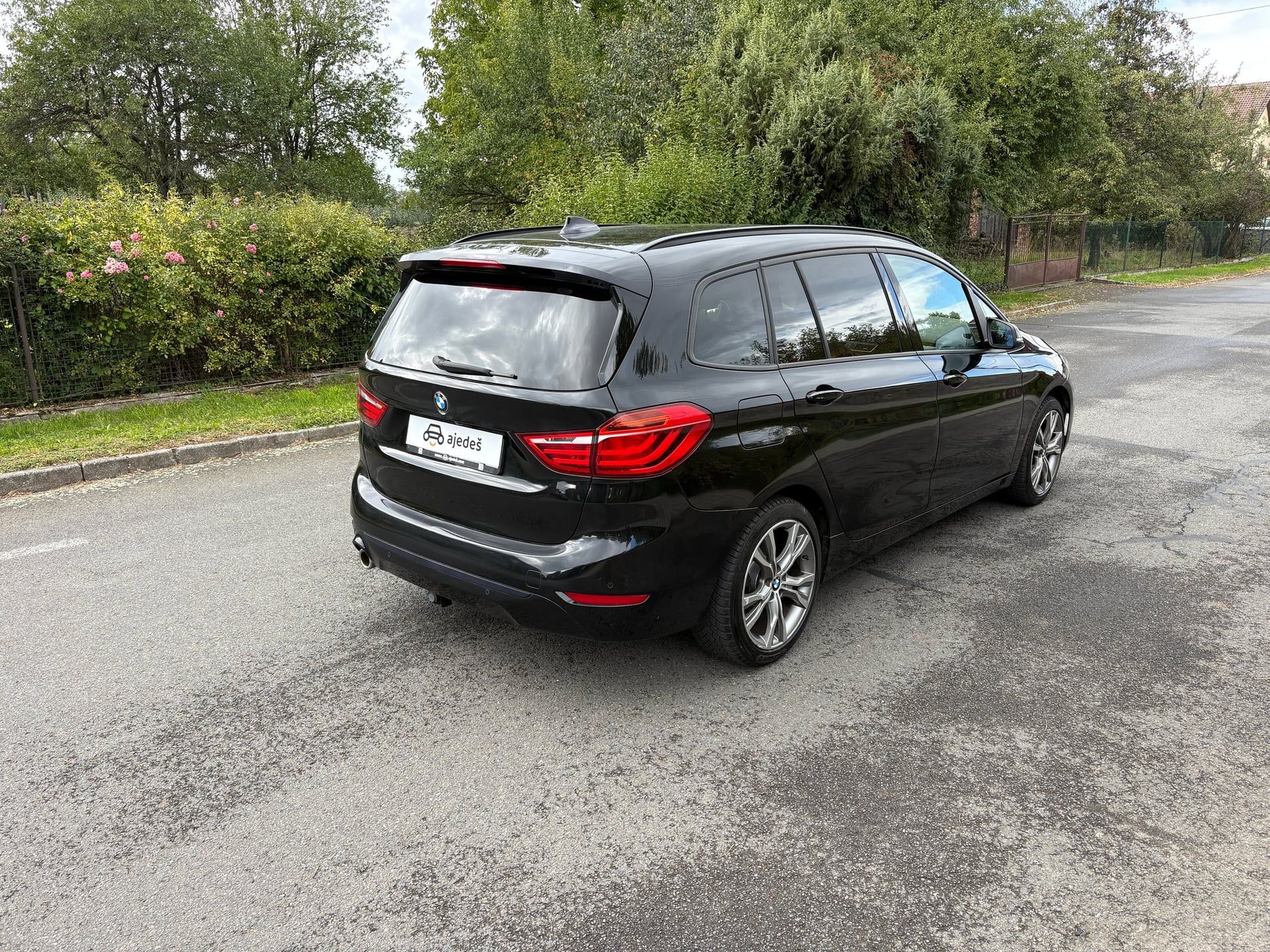 BMW Řada 2, 216i Gran Tourer/tažné/kamera - fotka 6