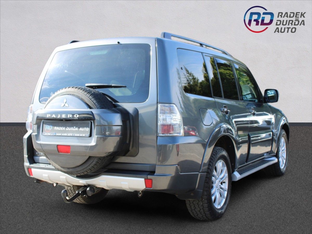 Mitsubishi Pajero, 3,2 DI-D  ČR,AUTOMAT,4x4,7MÍST - fotka 5