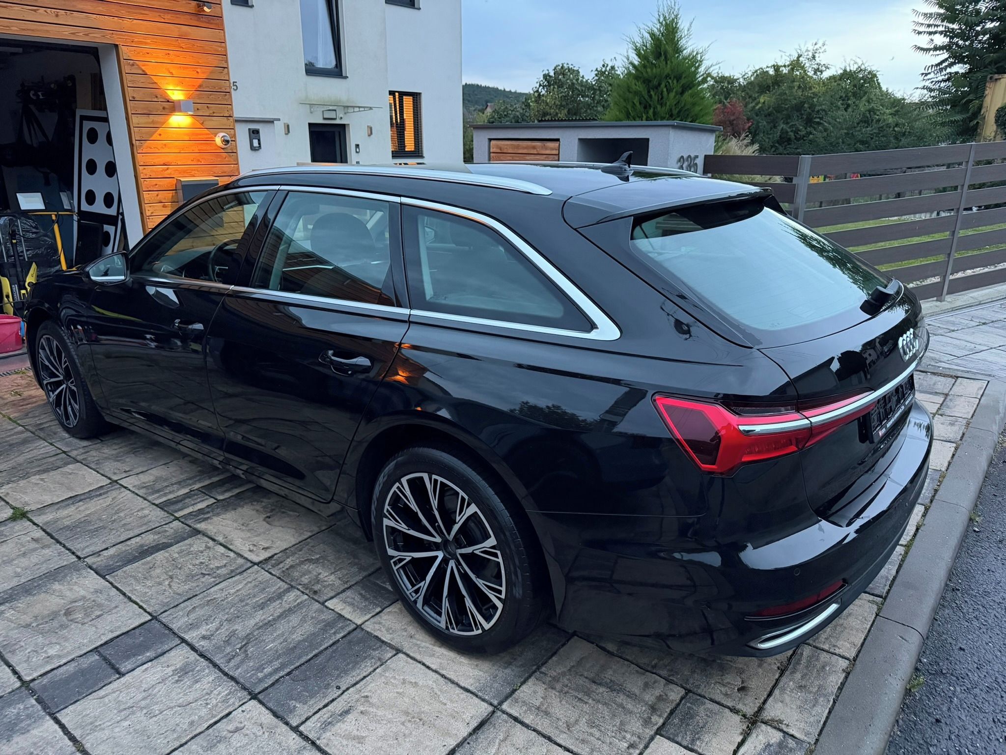 Audi A6 Avant, Rozvody, Setrvačník, Kamera - fotka 5