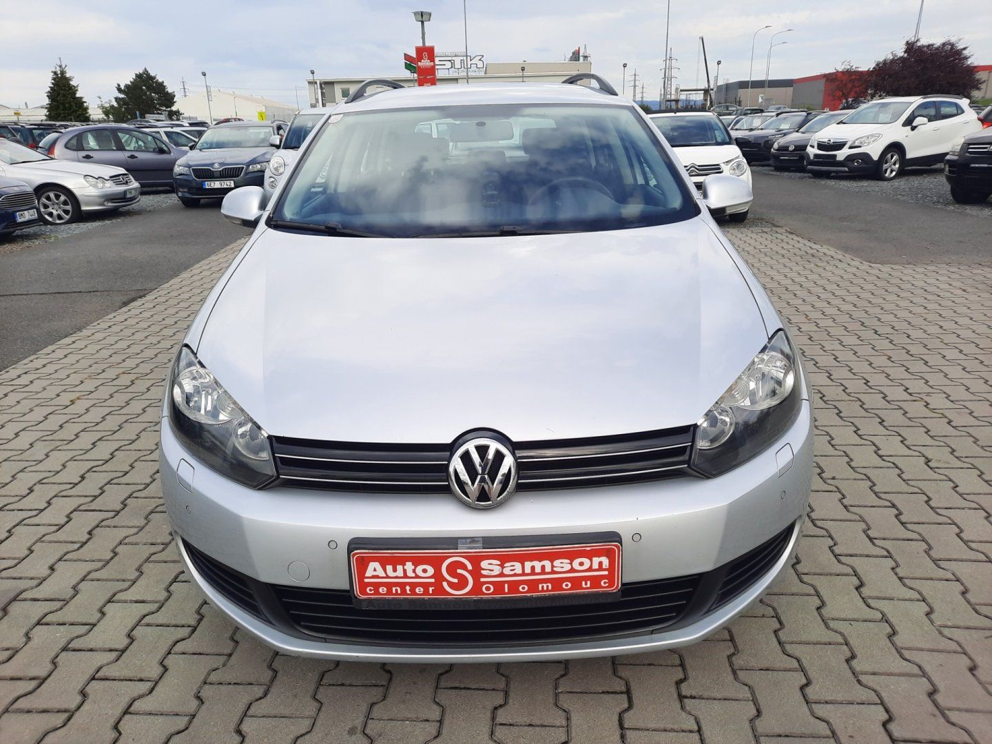 Volkswagen Golf, 1.6 TDi 77kW *AUTOKLIMA*VÝHŘEV - fotka 2