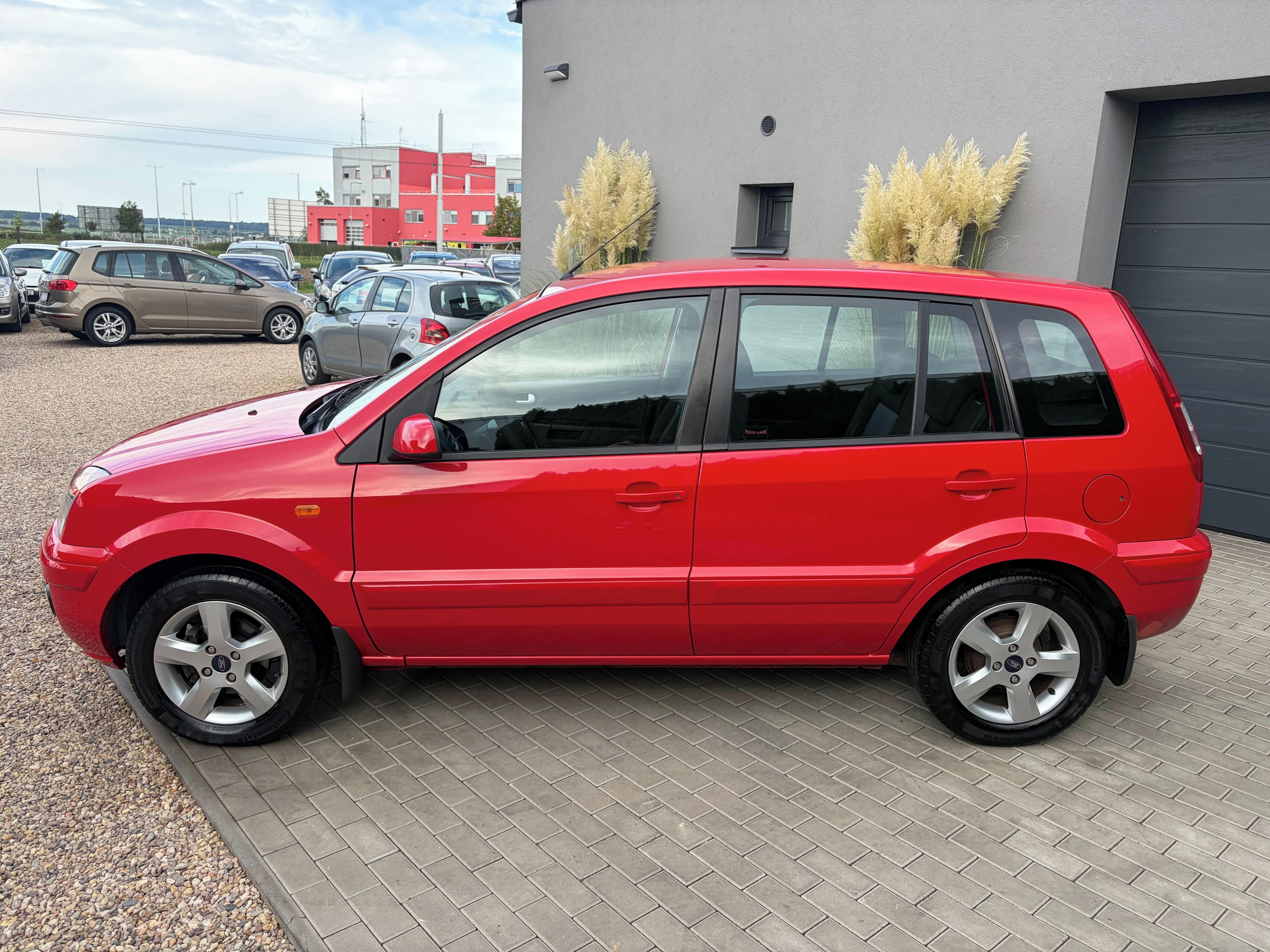 Ford Fusion, 1.4i 59kW, Tažné, Po 1. Maj. - fotka 6