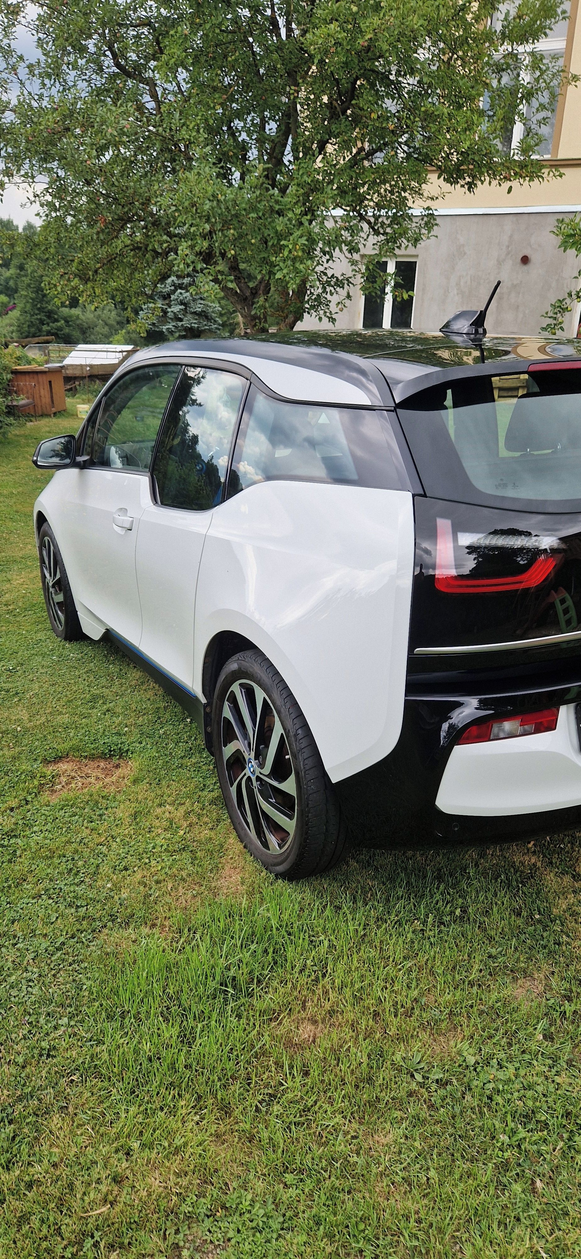BMW i3, BMW i3 120 Ah - fotka 4